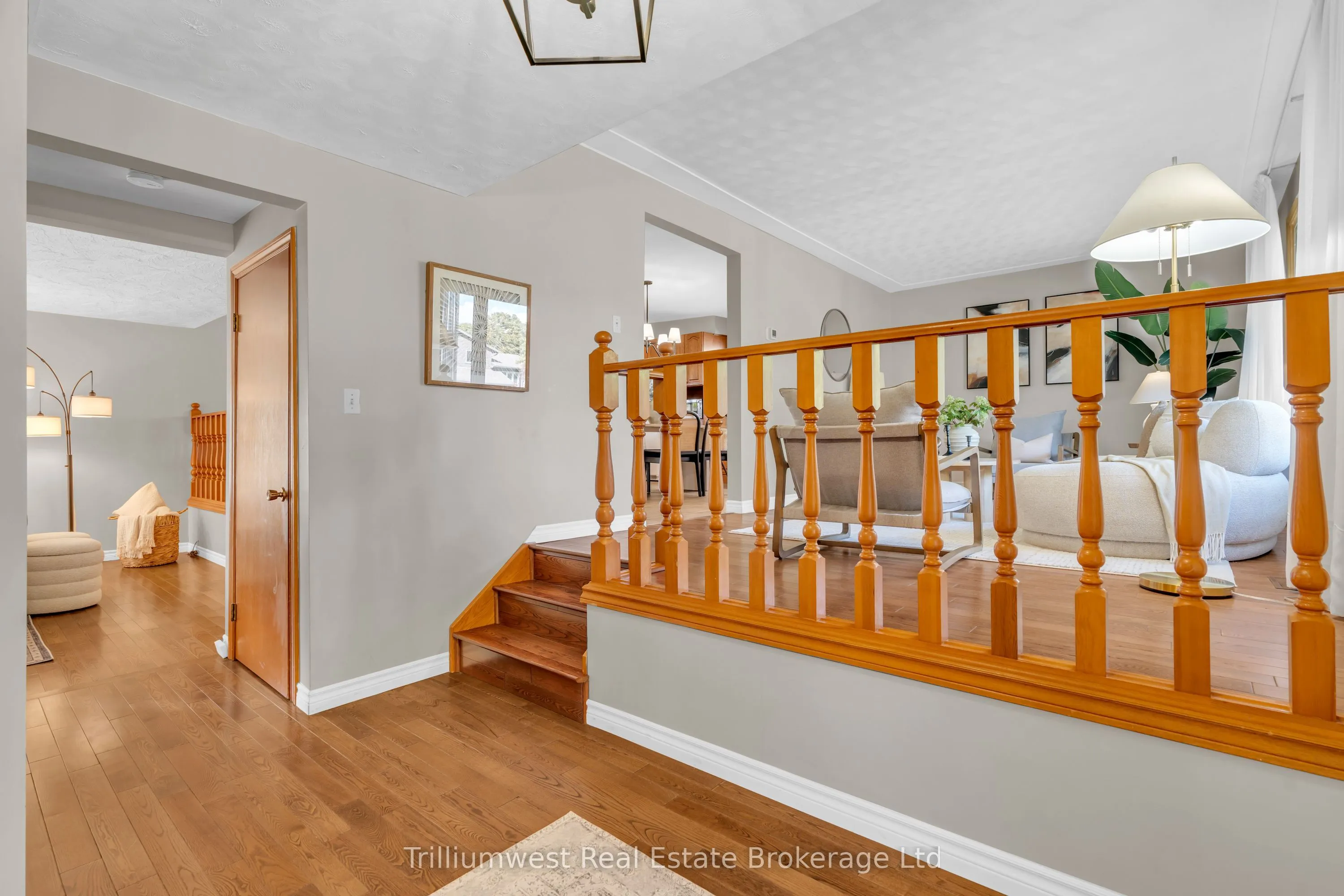 115 White Pine Crescent