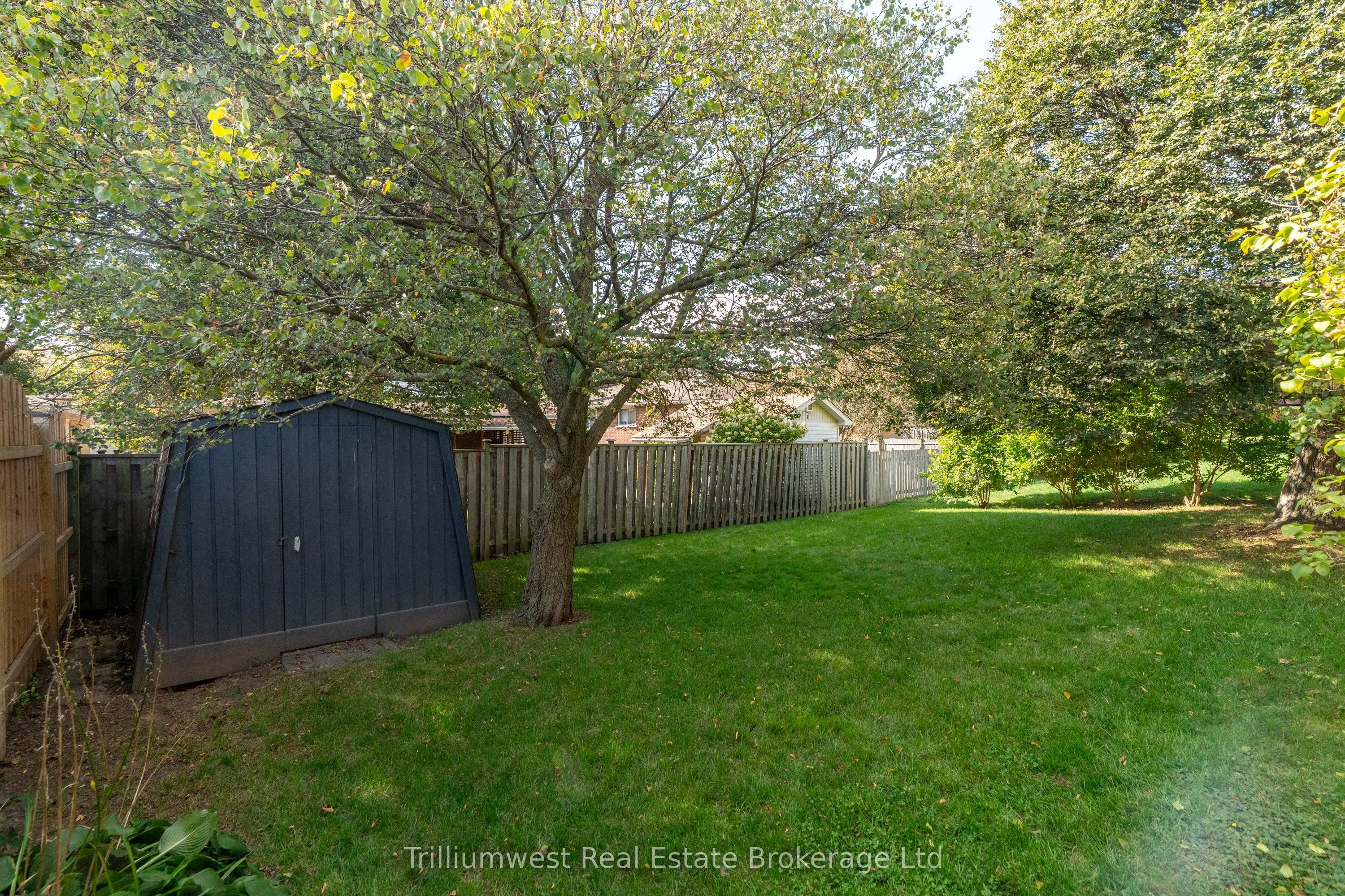 115 White Pine Crescent