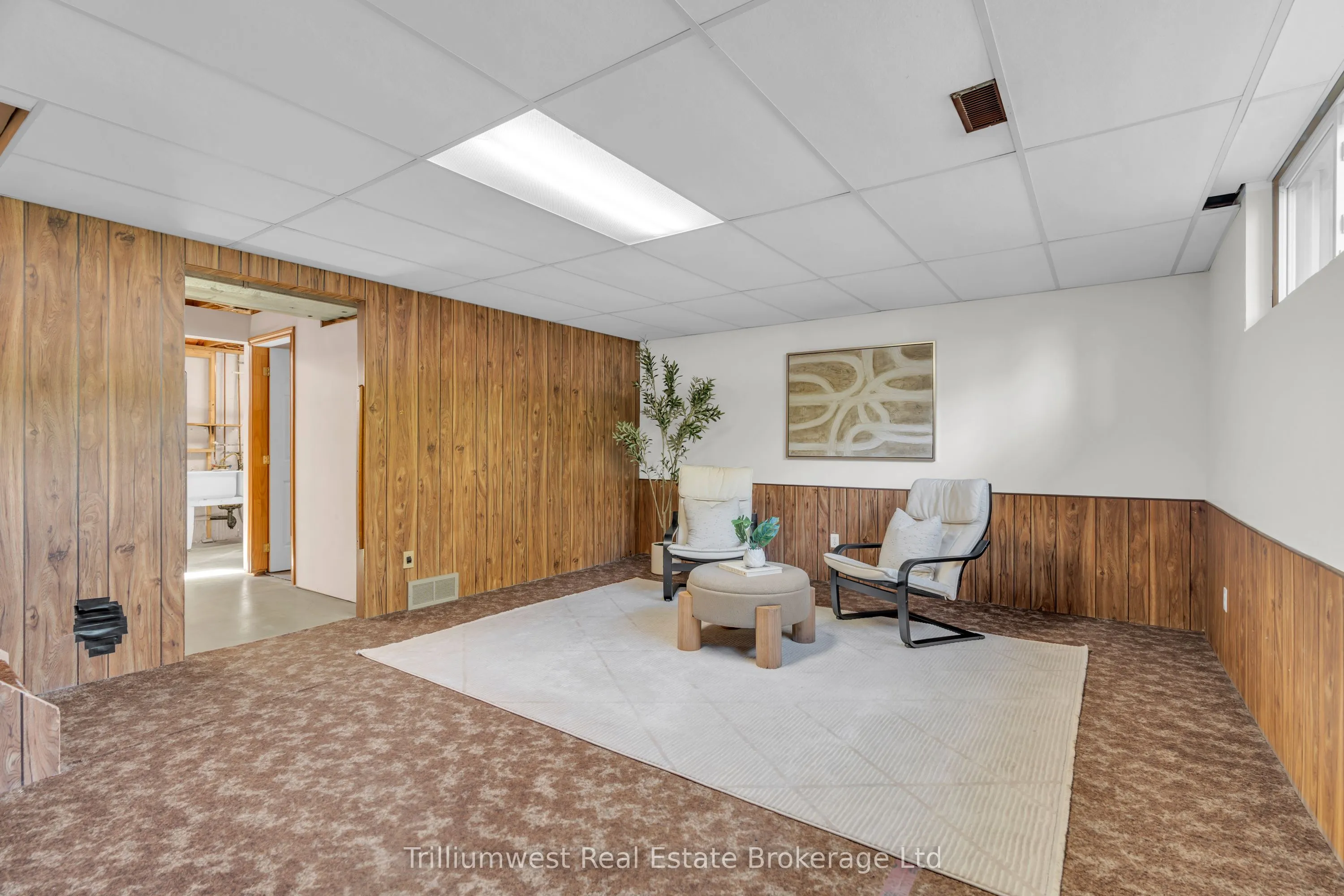 115 White Pine Crescent