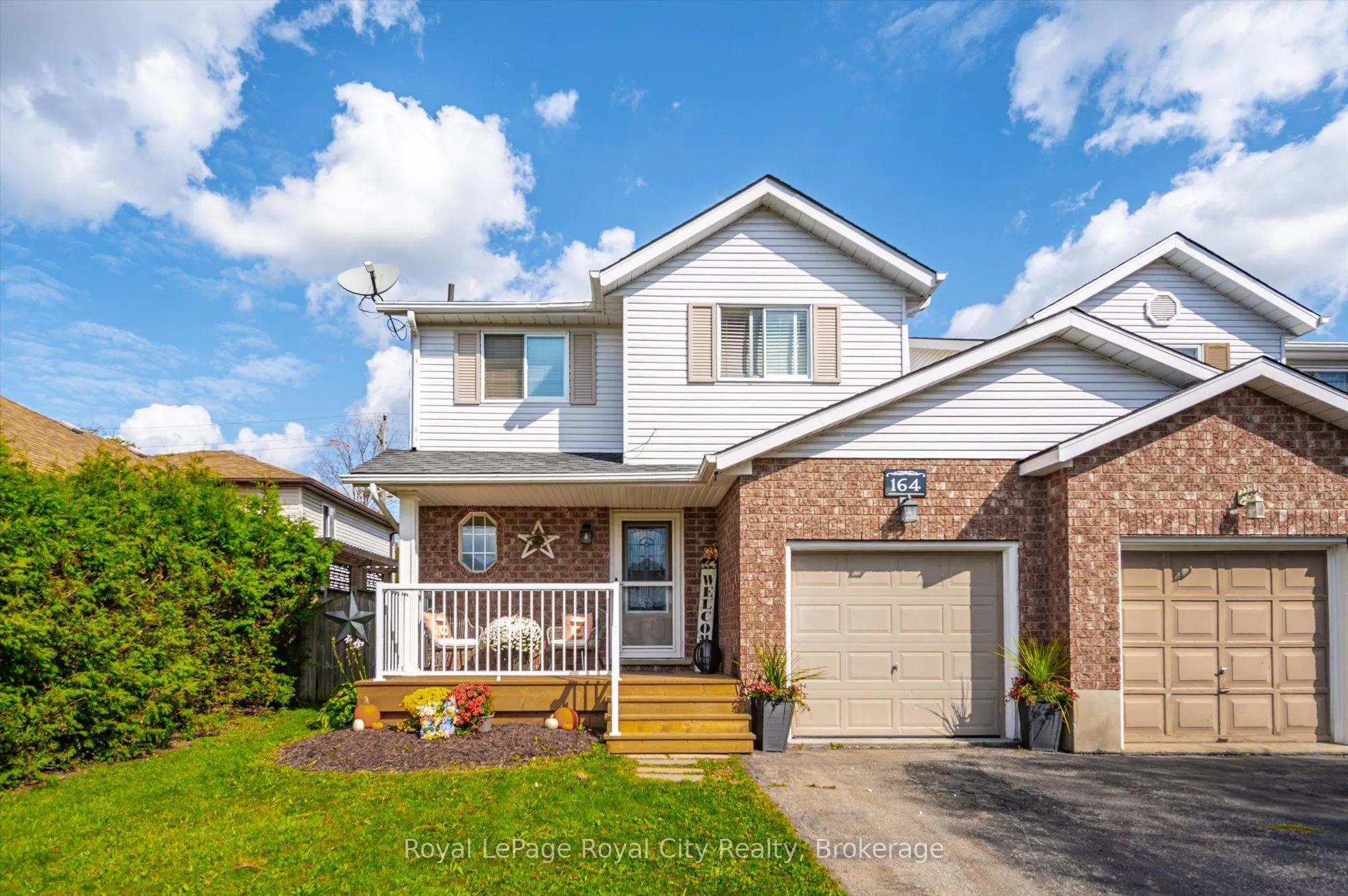164 Tait Crescent