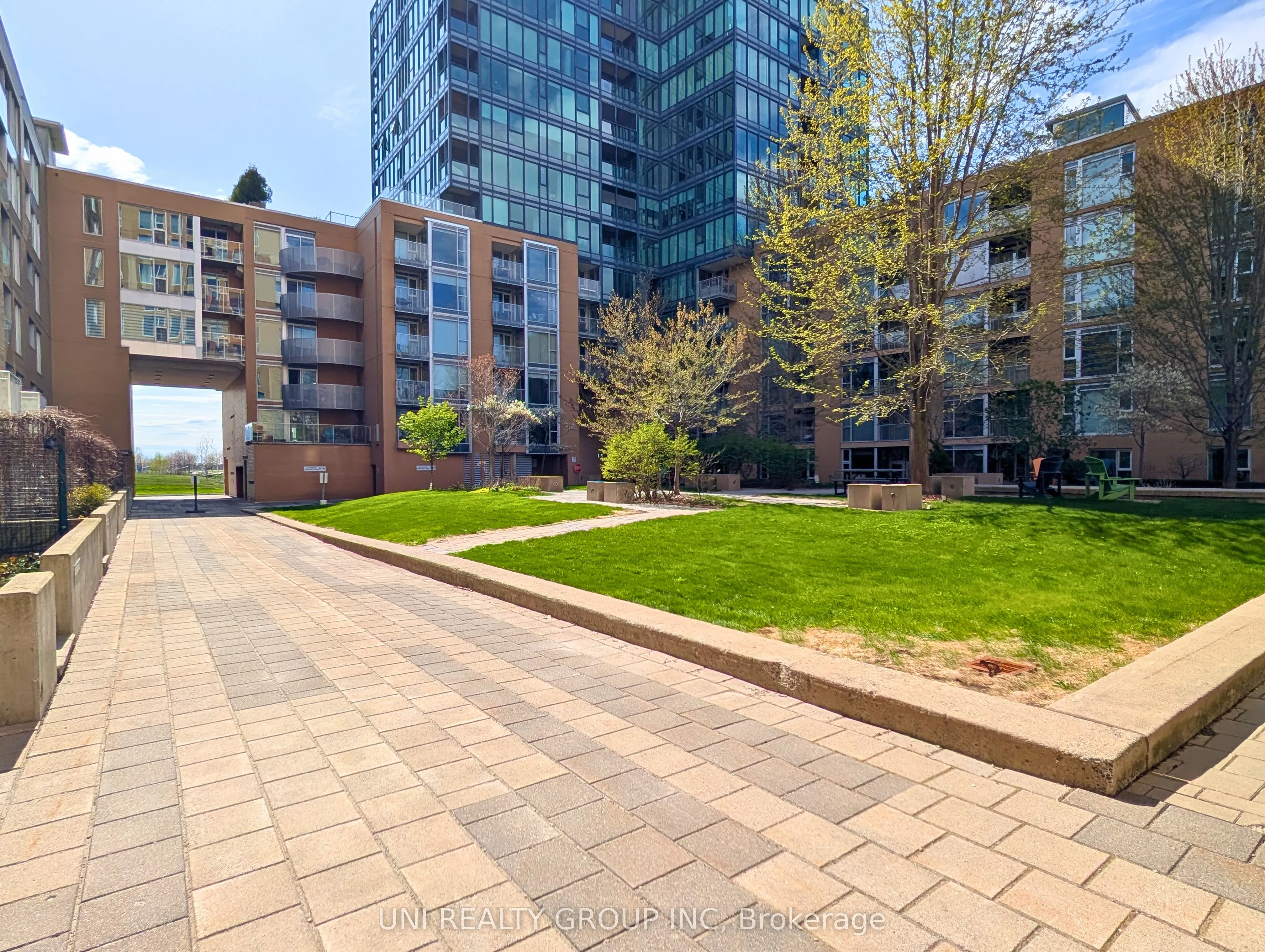 250 Lett Street, #409