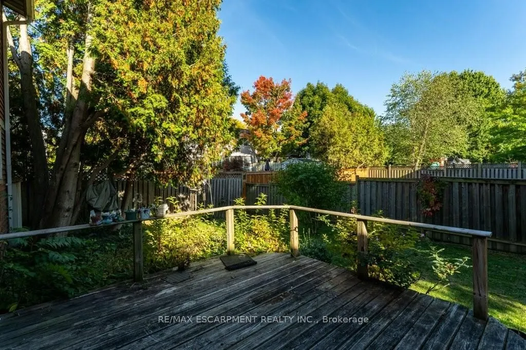 8 CHUDLEIGH Street