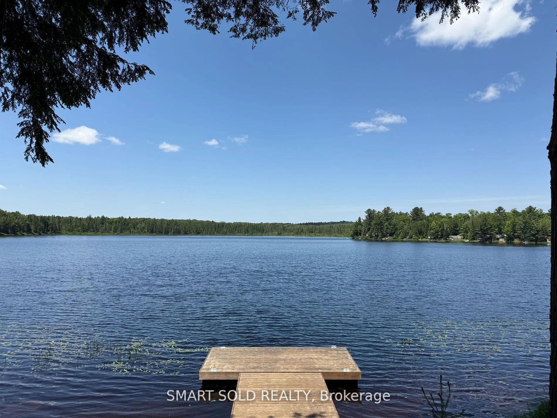105 MUSKOKA GLENS COTTAGE Road