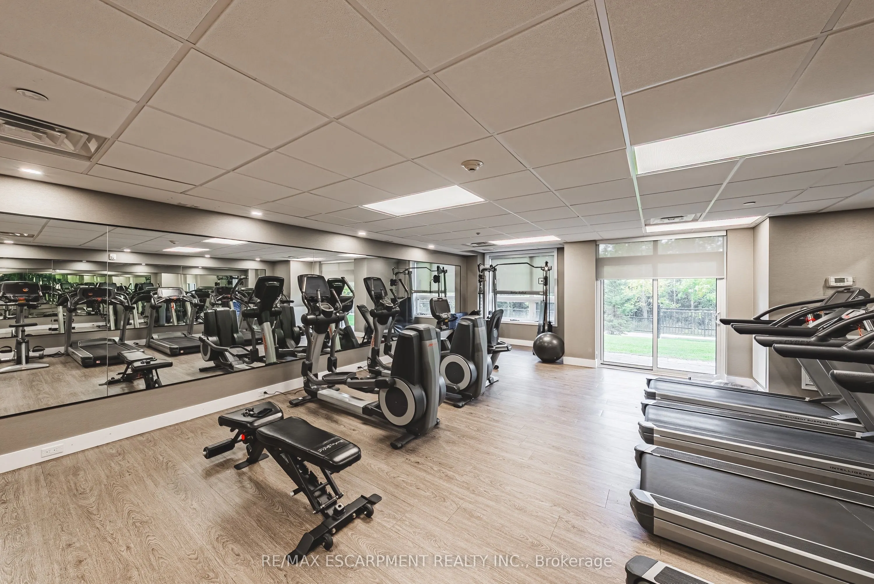 125 Shoreview Place, #428
