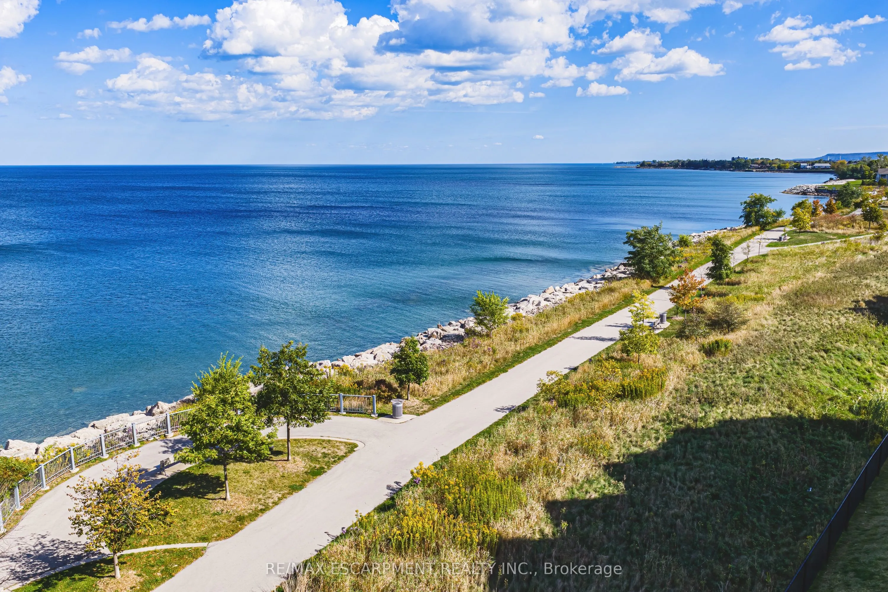 125 Shoreview Place, #428