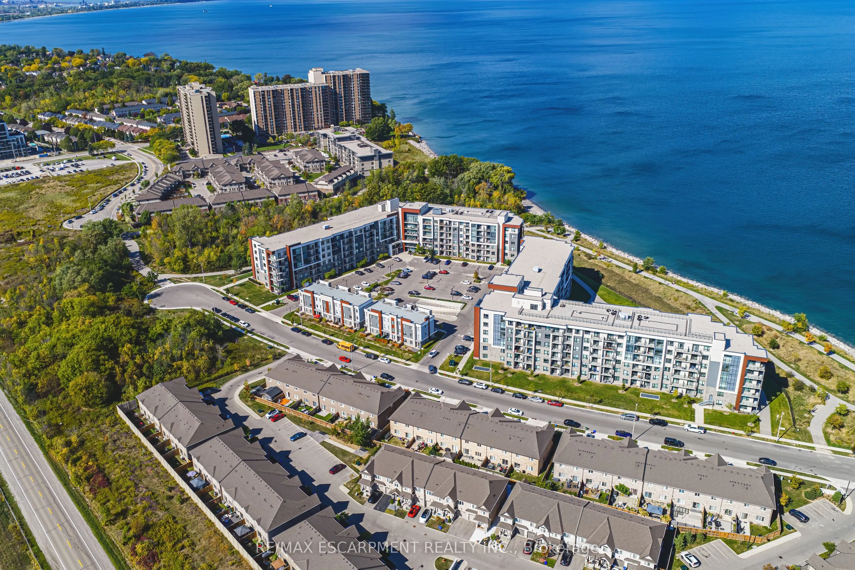 125 Shoreview Place, #428