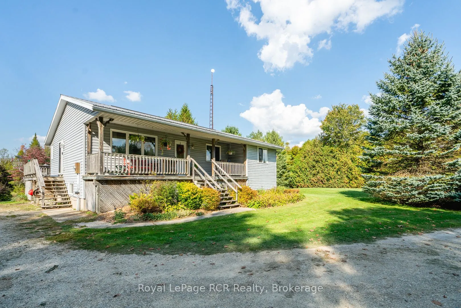 74074 10 Side Road