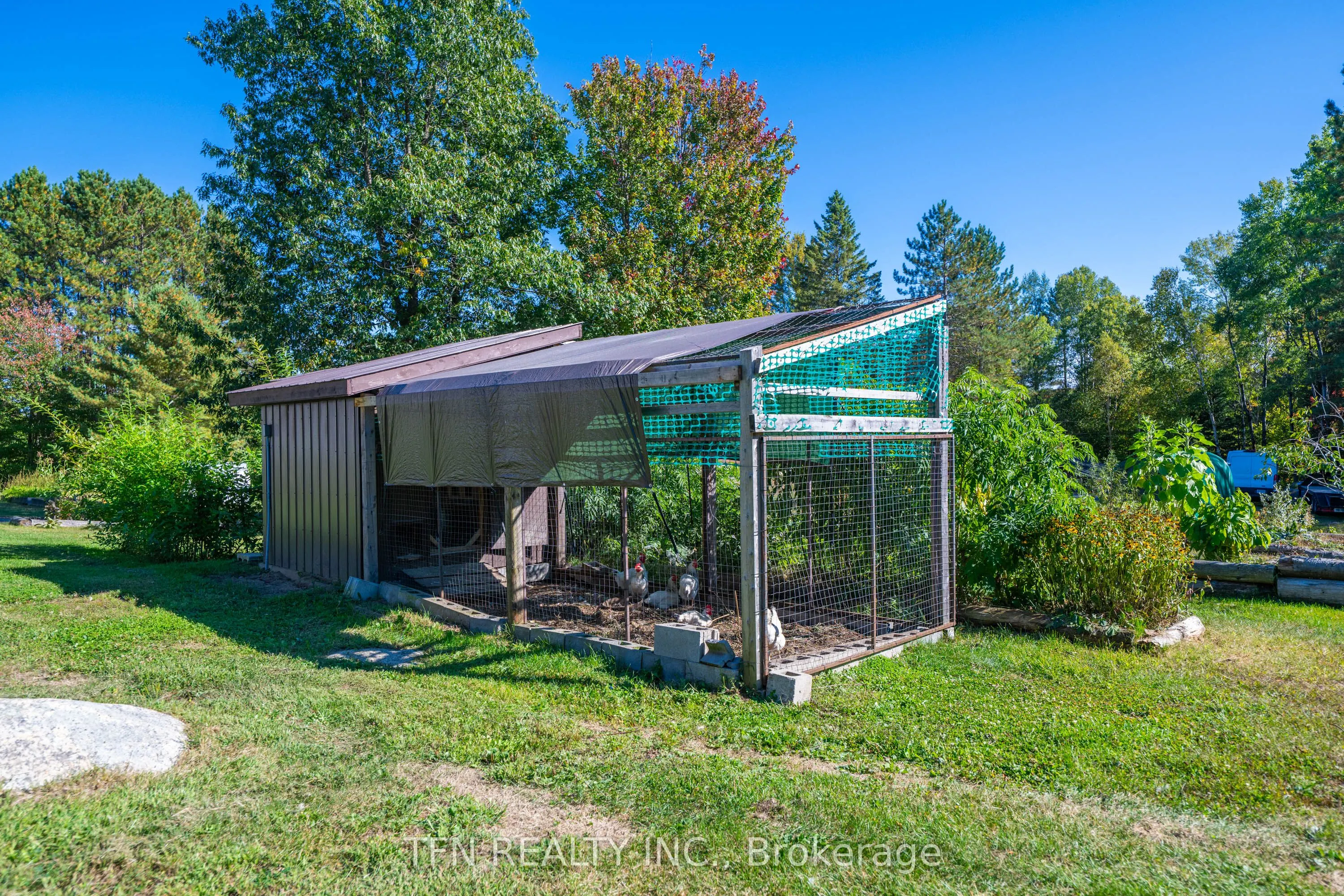 110 Machar Strong Boundary Road W