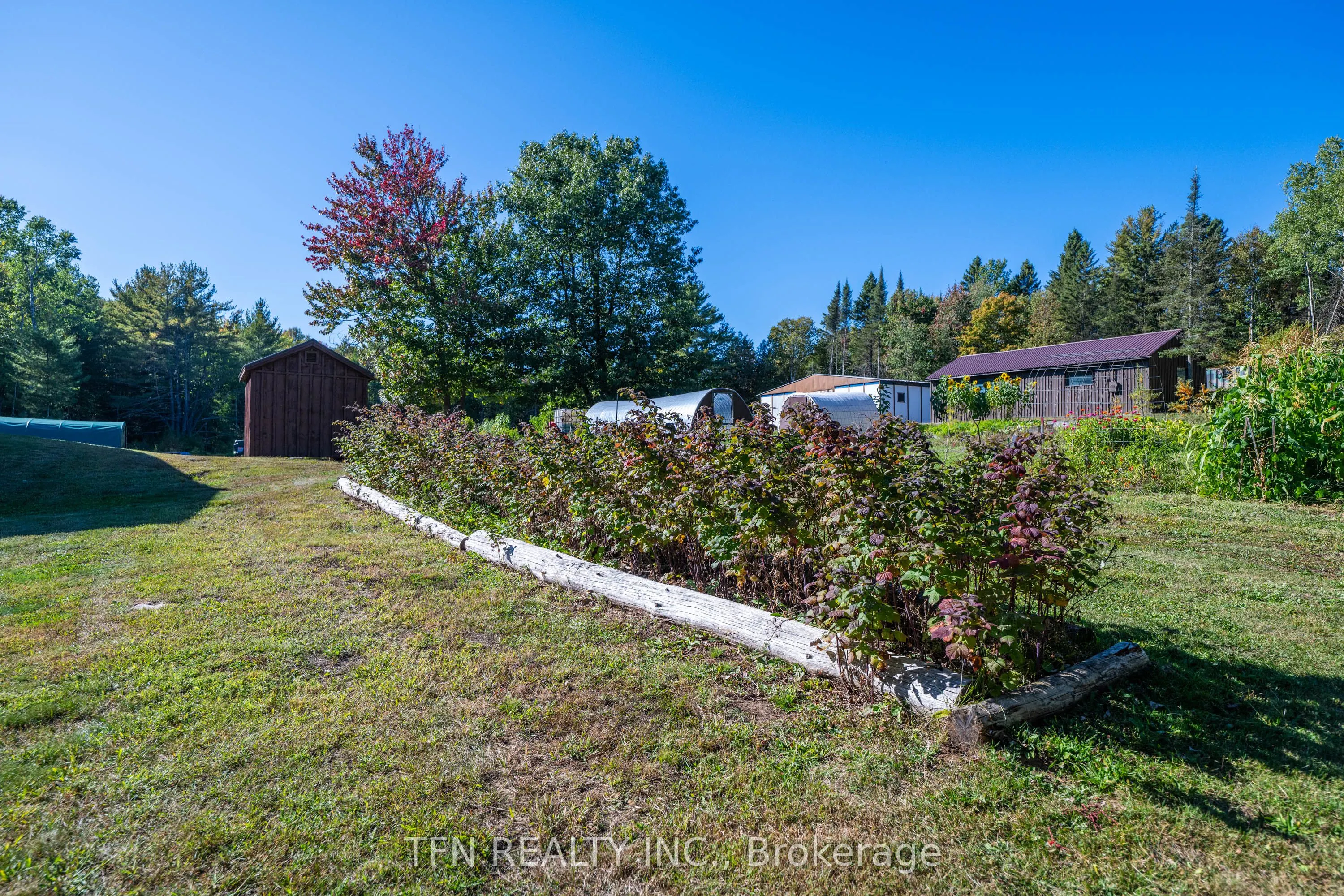 110 Machar Strong Boundary Road W