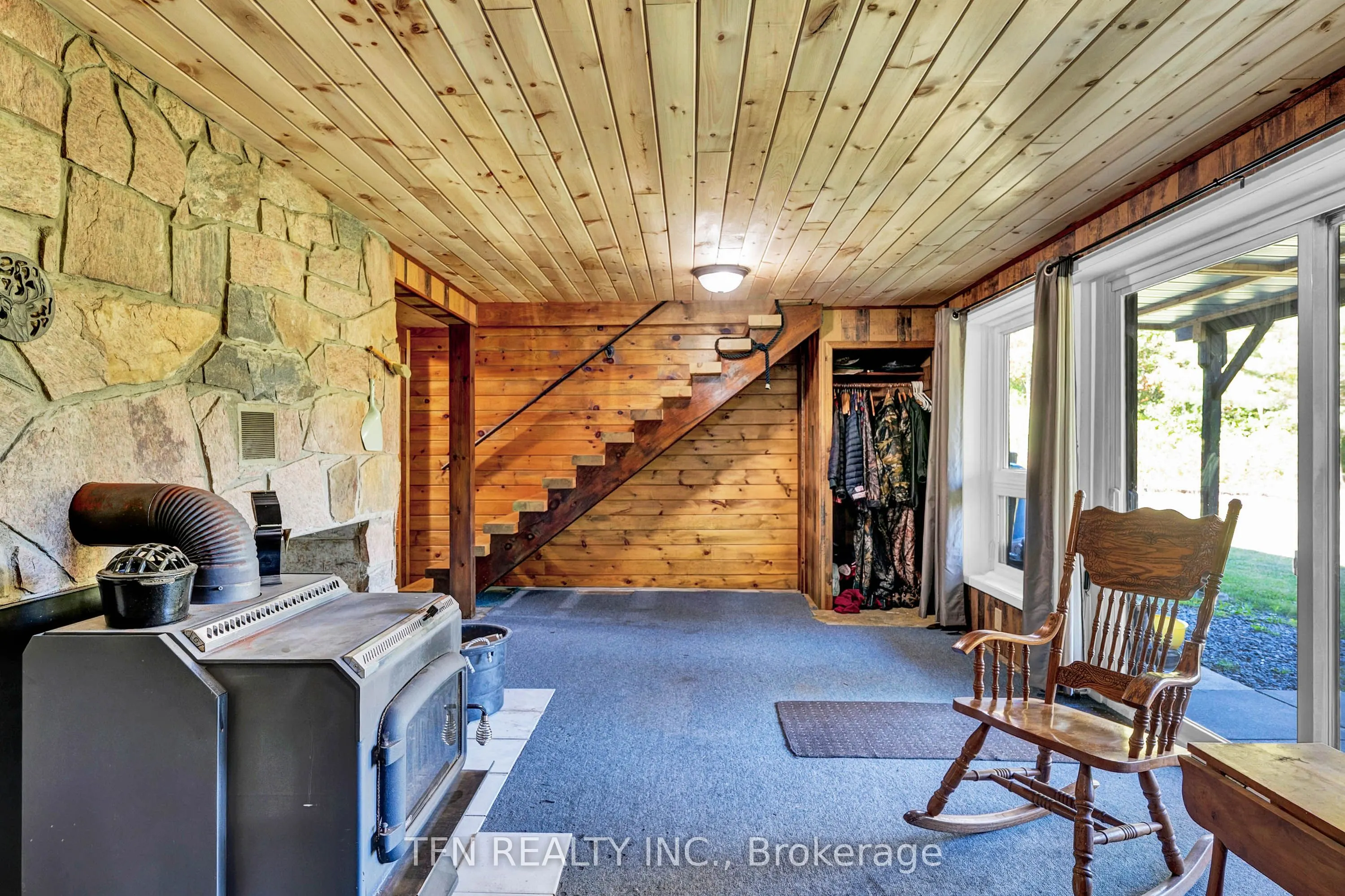 110 Machar Strong Boundary Road W