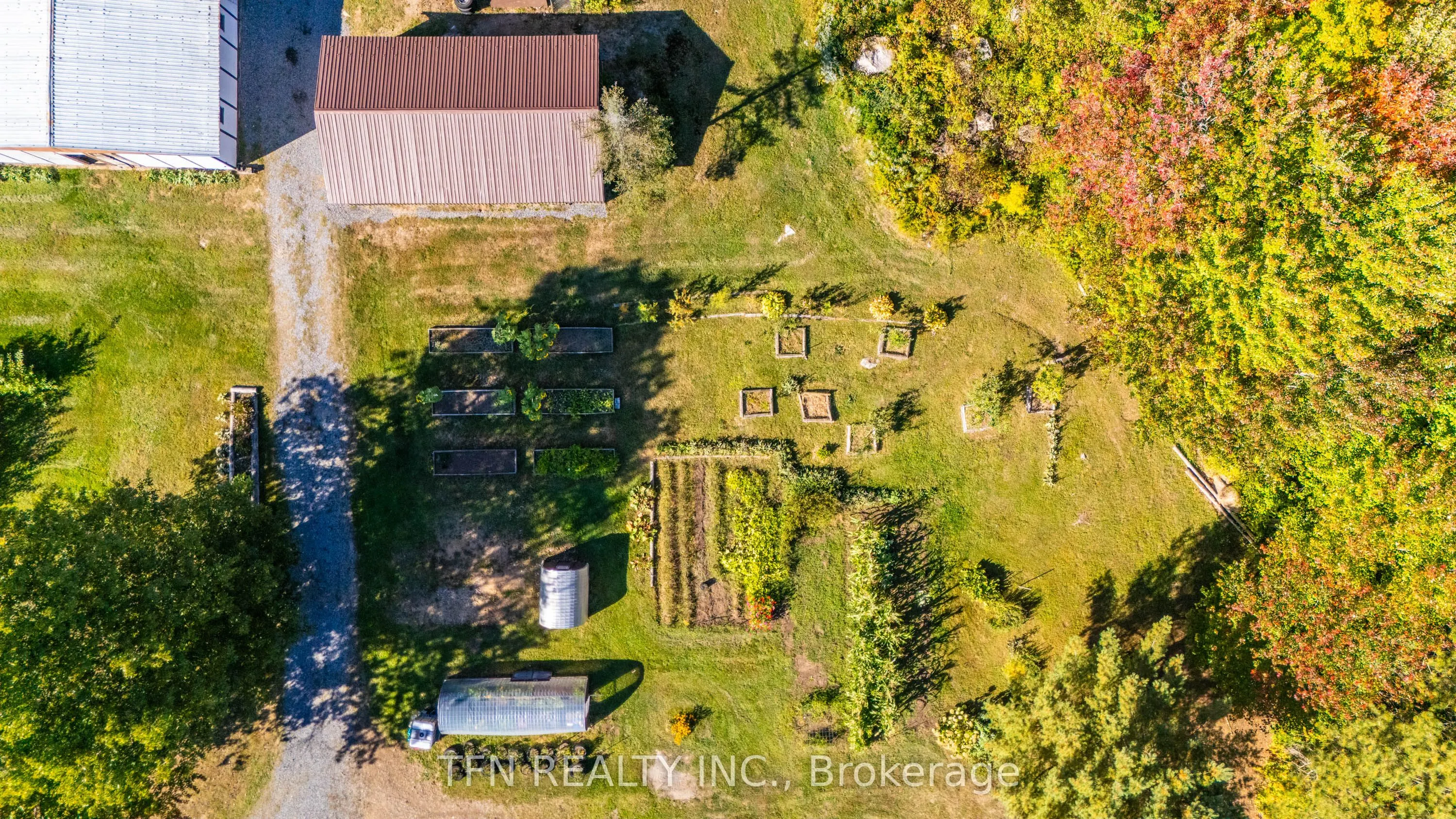 110 Machar Strong Boundary Road W
