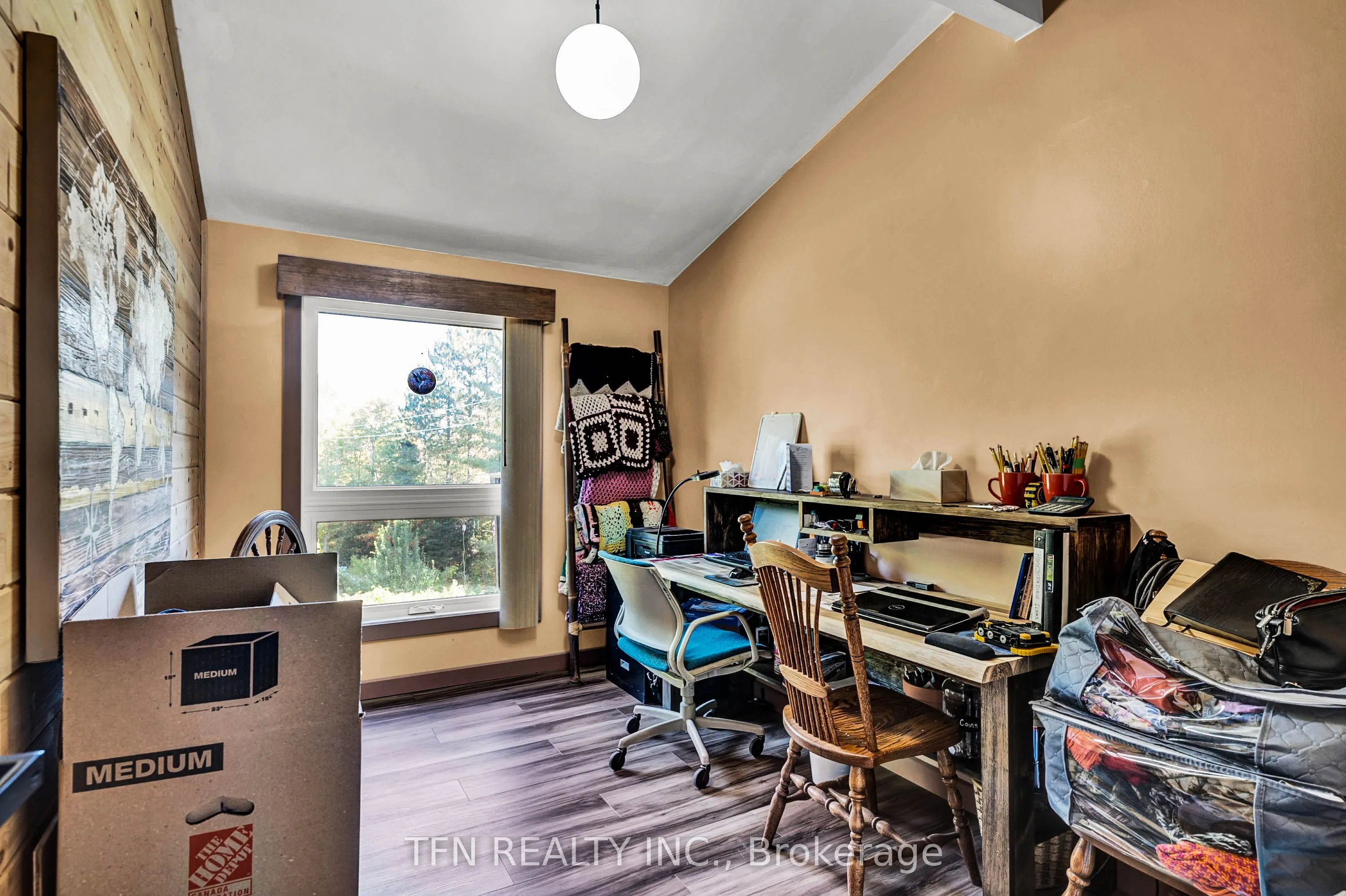 110 Machar Strong Boundary Road W