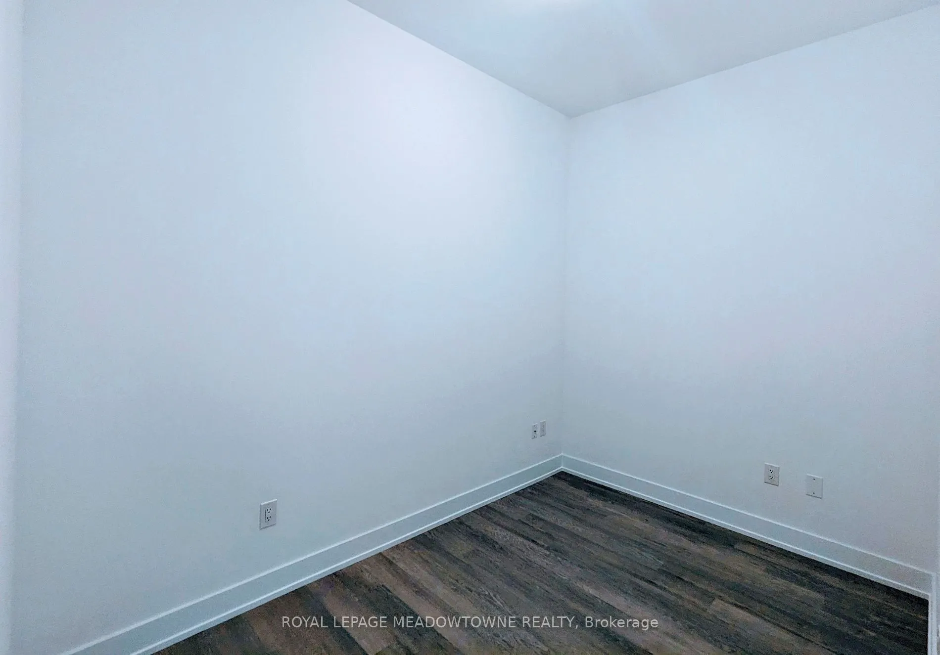 460 Dundas Street E, #501