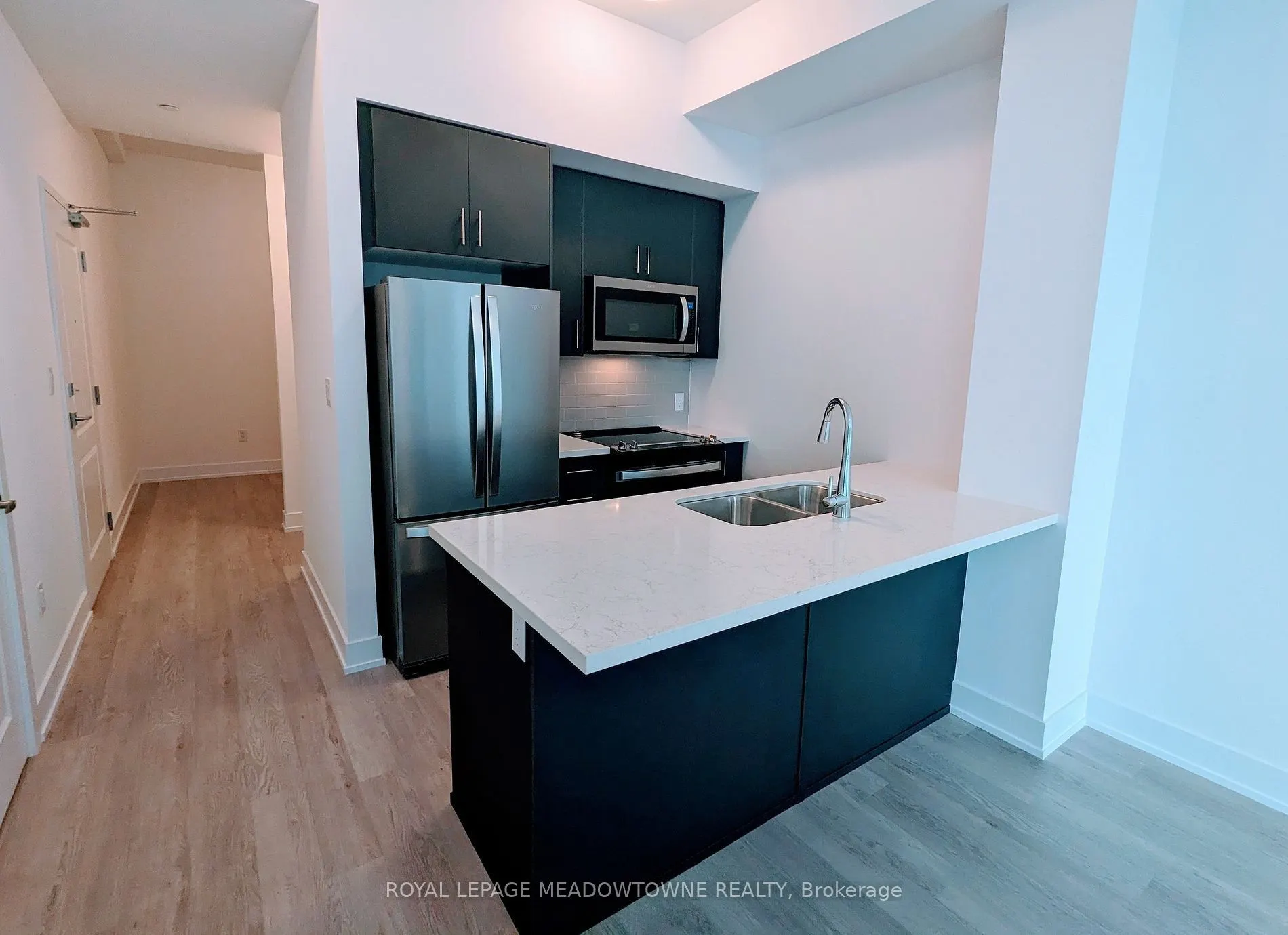 460 Dundas Street E, #501
