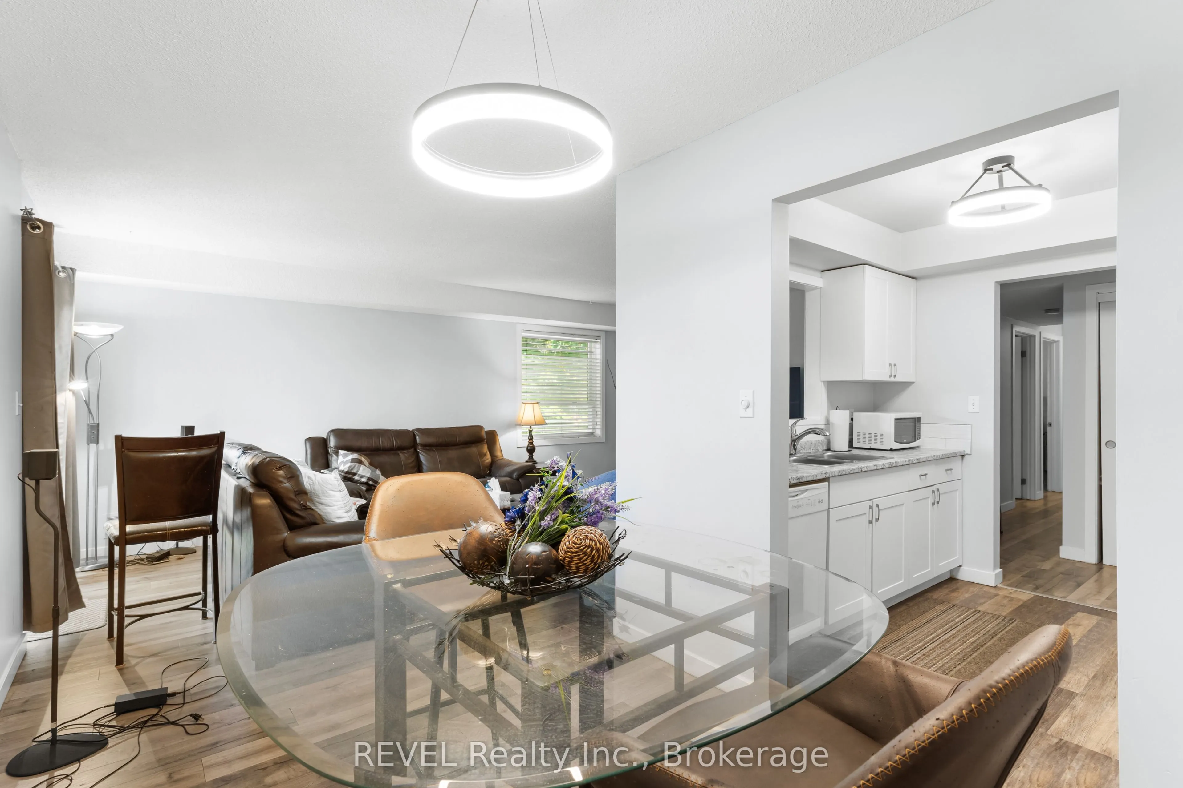 5222 Portage Road, #305