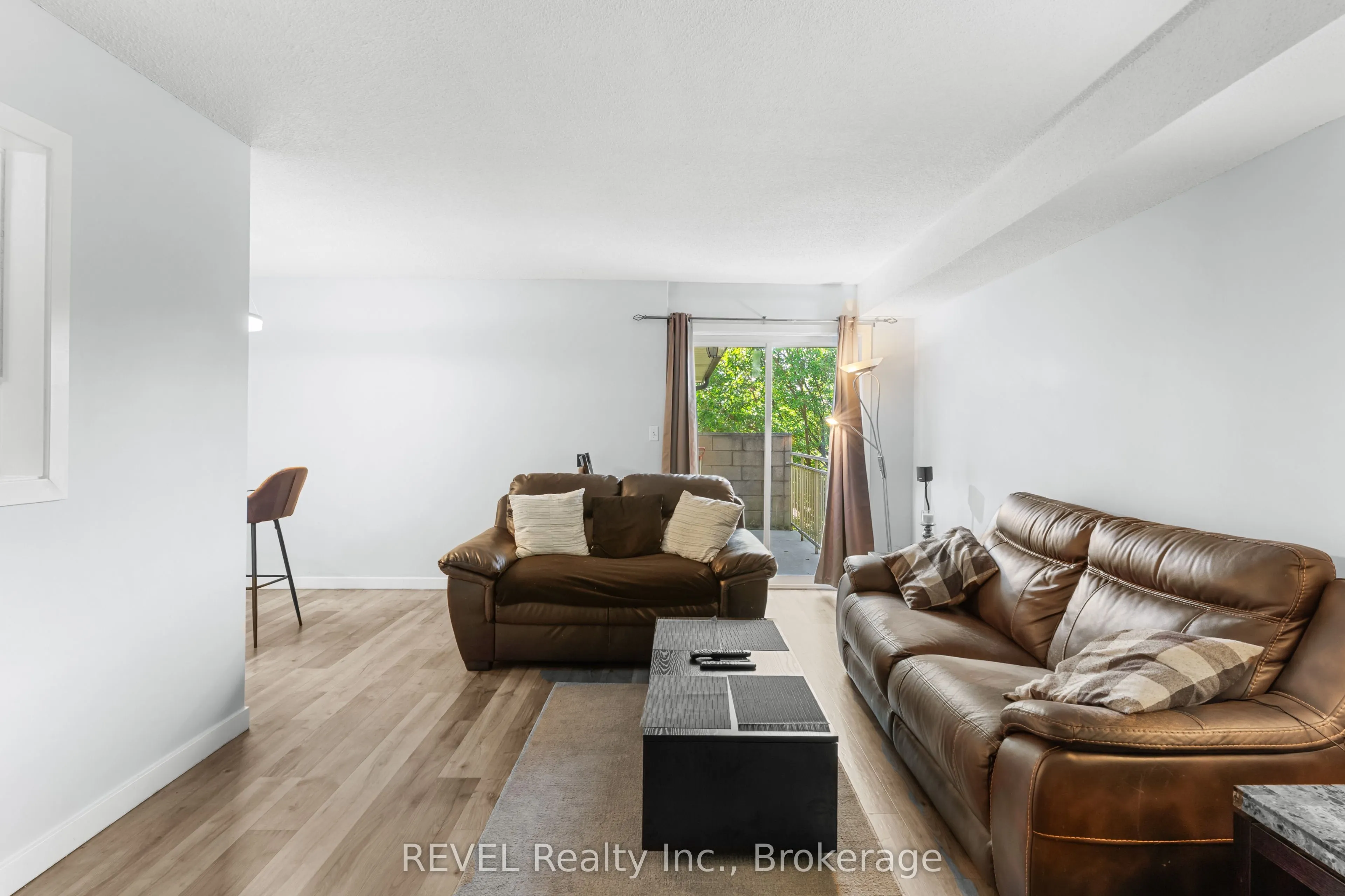 5222 Portage Road, #305