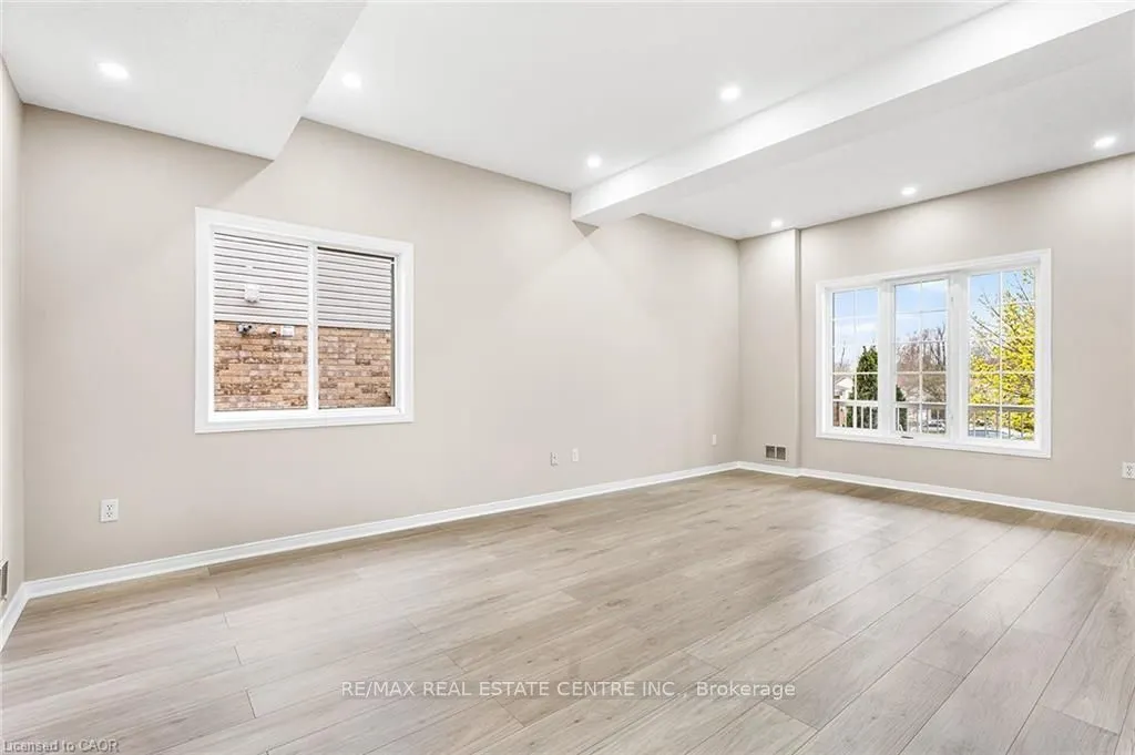 155 Elmira Road N