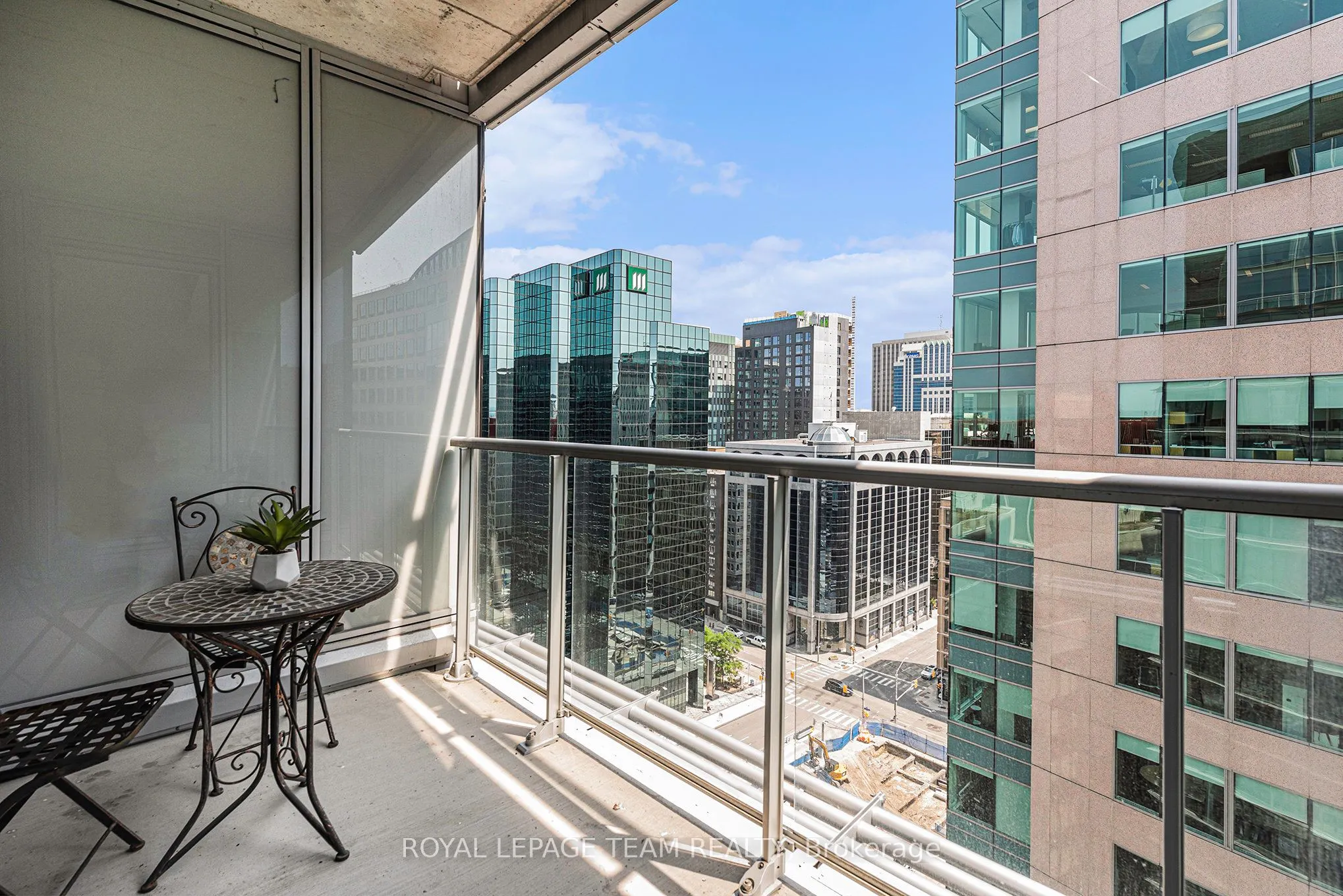 101 Queen Street, #1509