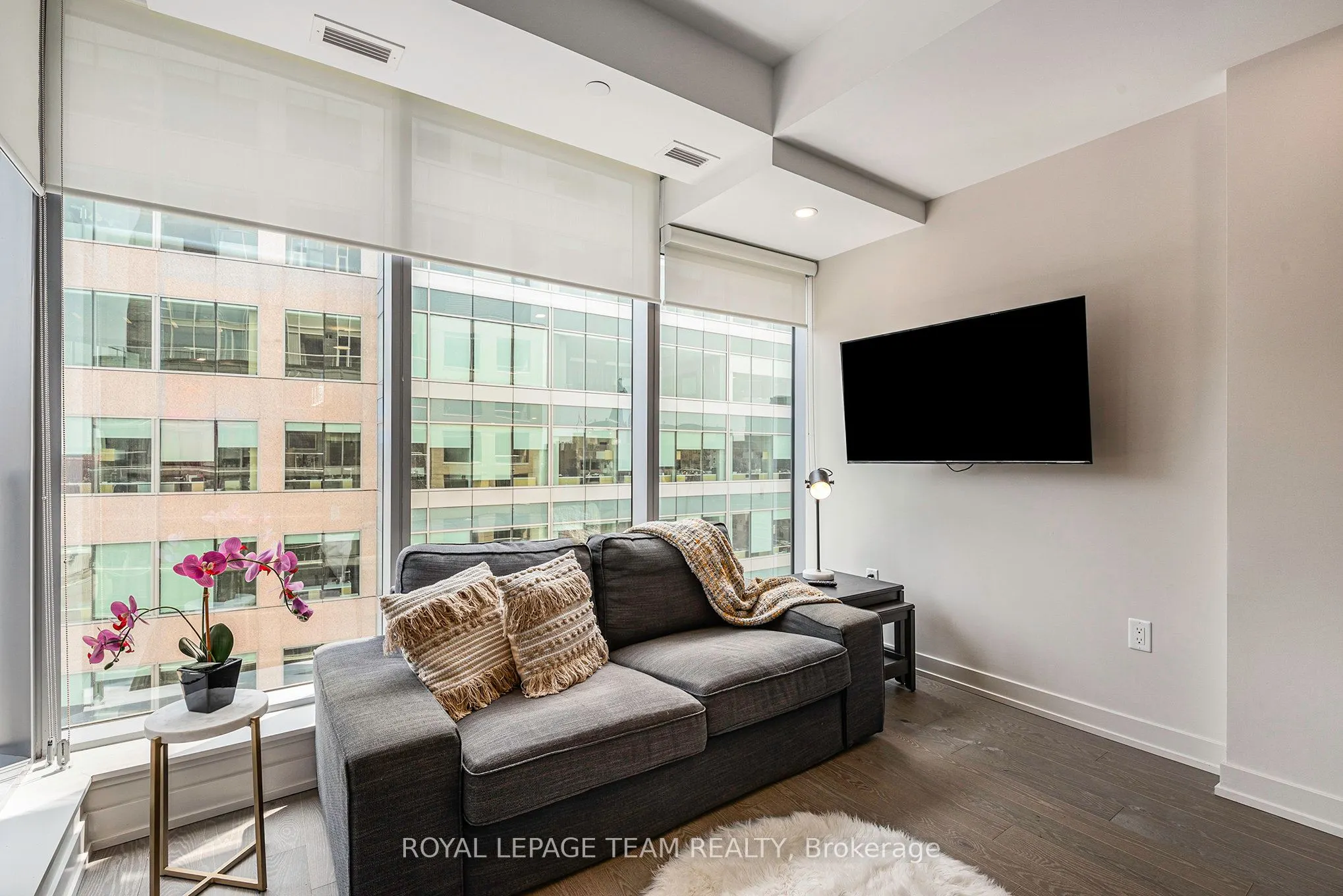 101 Queen Street, #1509