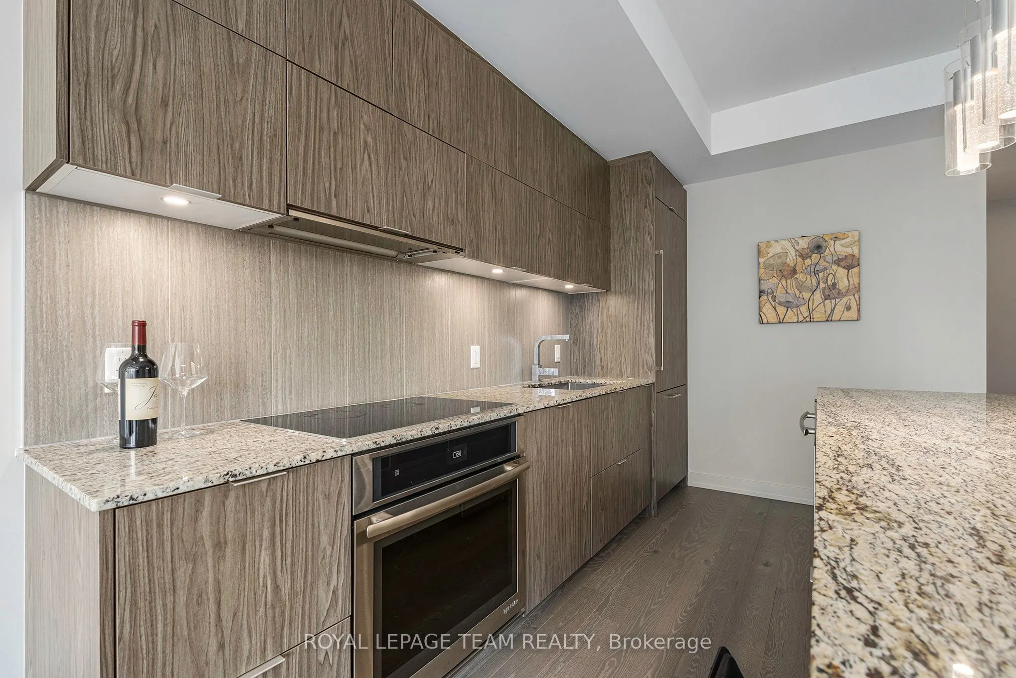 101 Queen Street, #1509