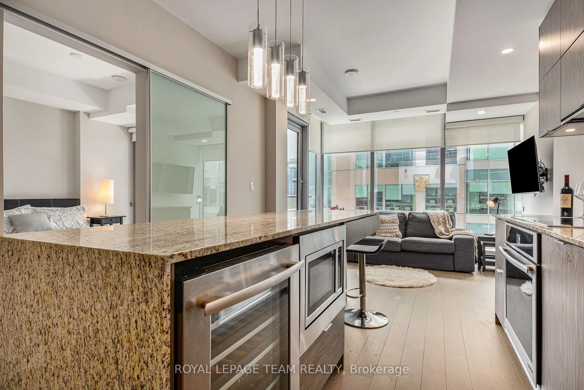 101 Queen Street, #1509