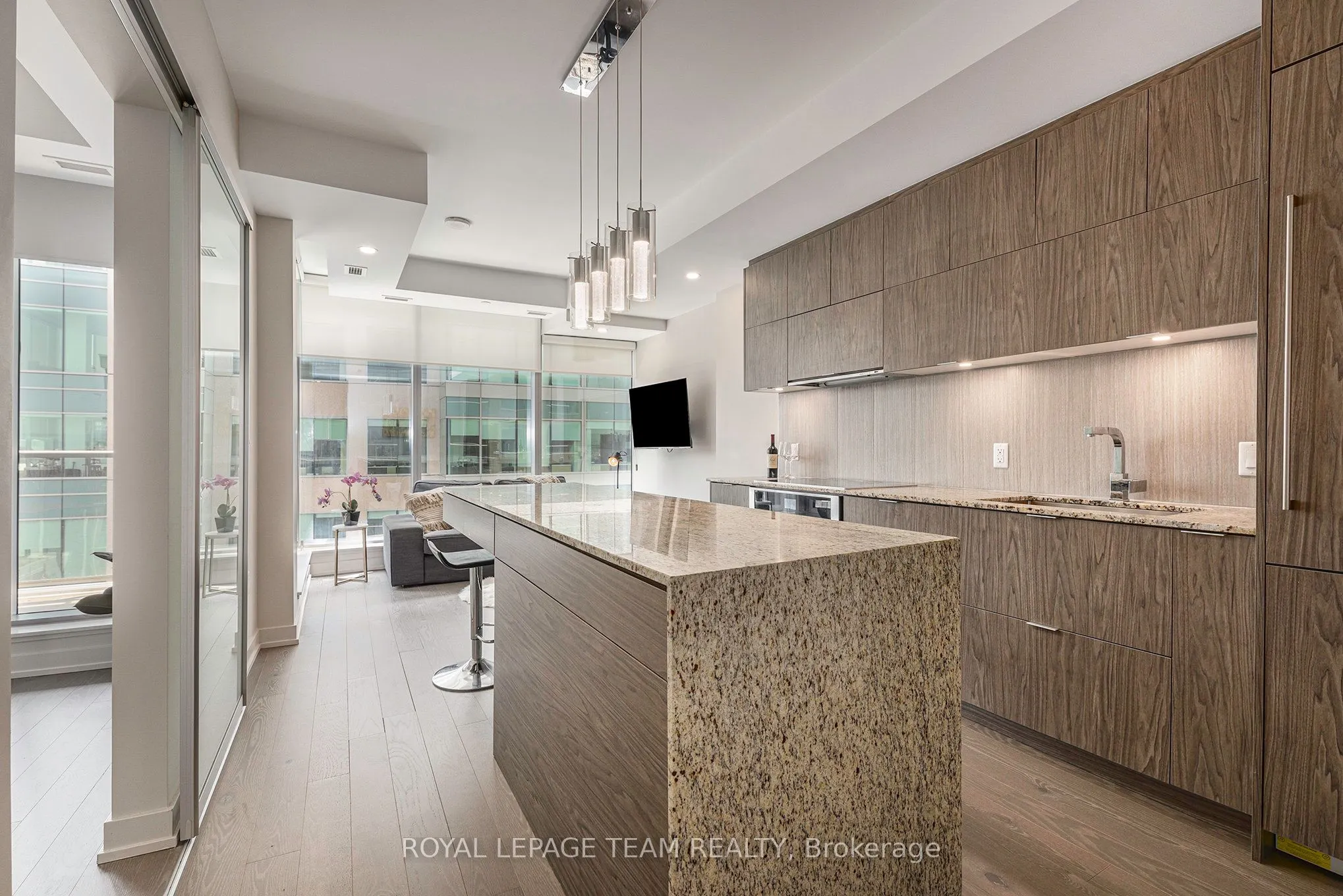 101 Queen Street, #1509