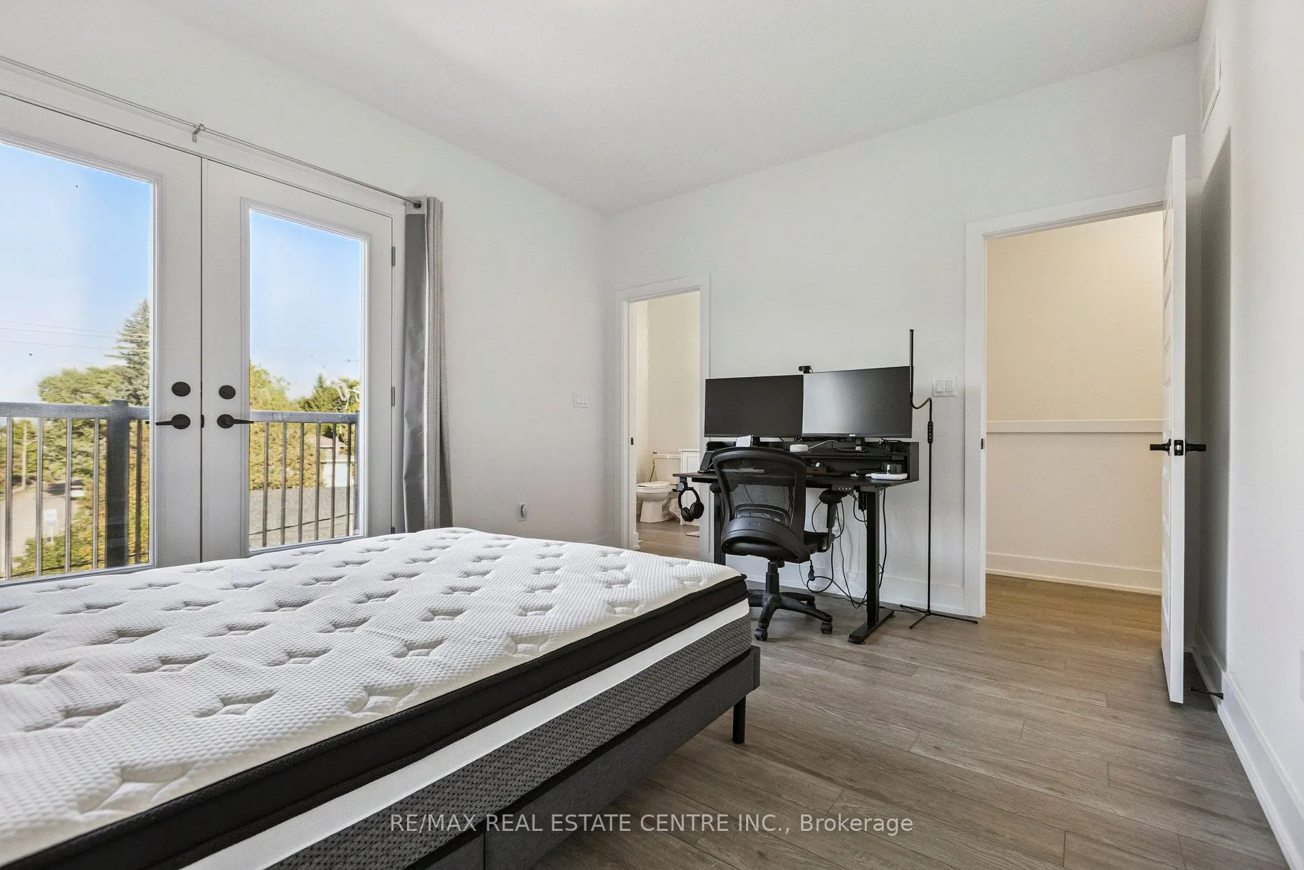 99 Roger Street, #62