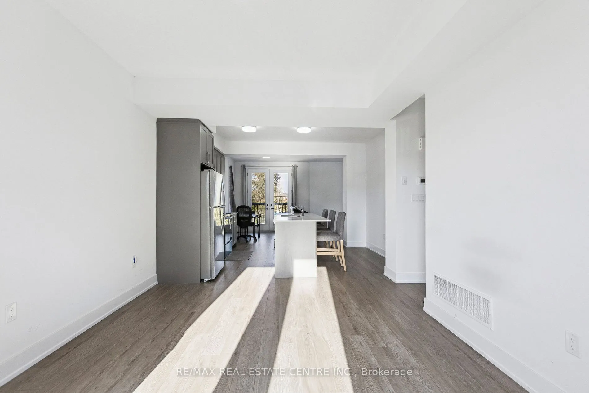 99 Roger Street, #62