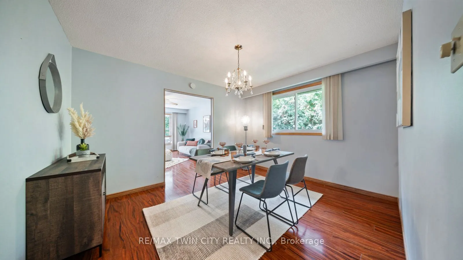 6 Ventnor Court