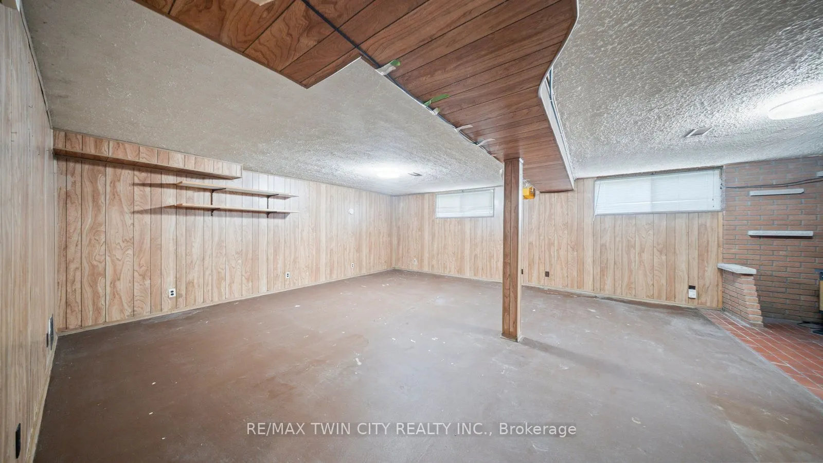6 Ventnor Court