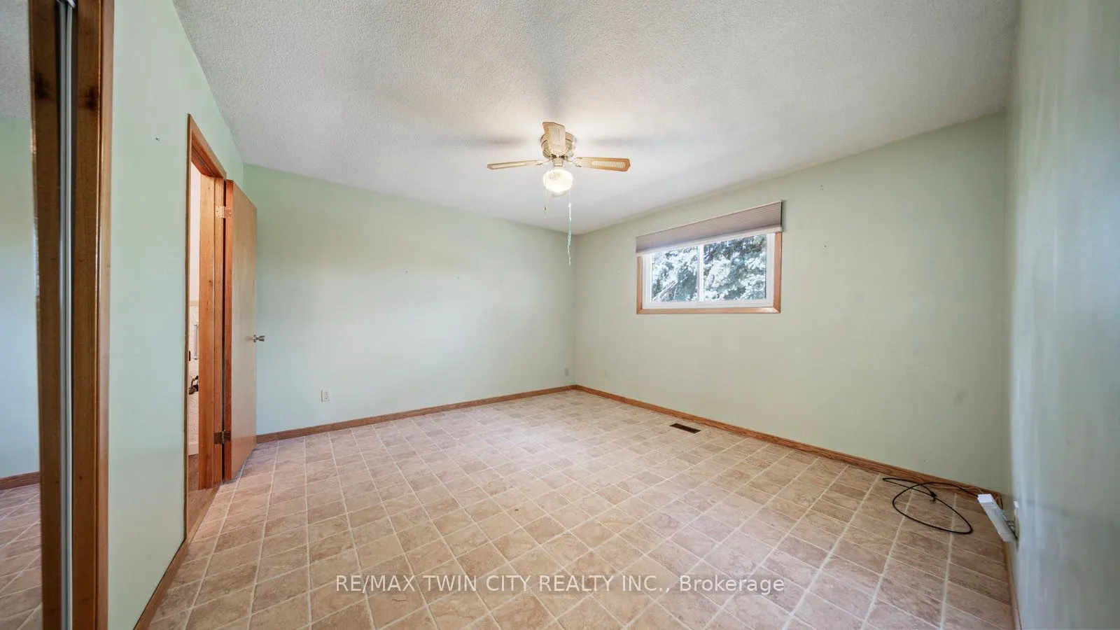 6 Ventnor Court
