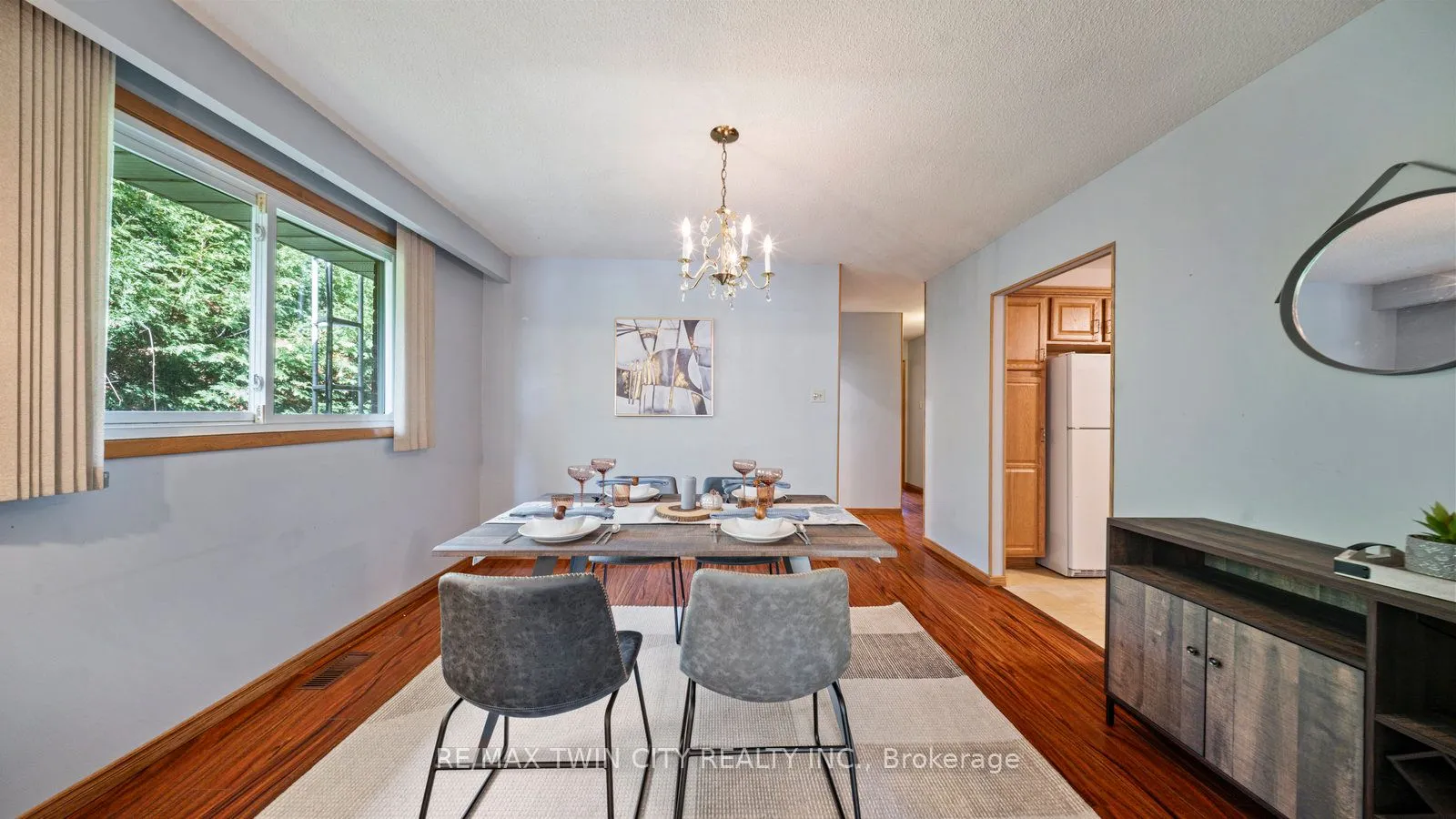 6 Ventnor Court