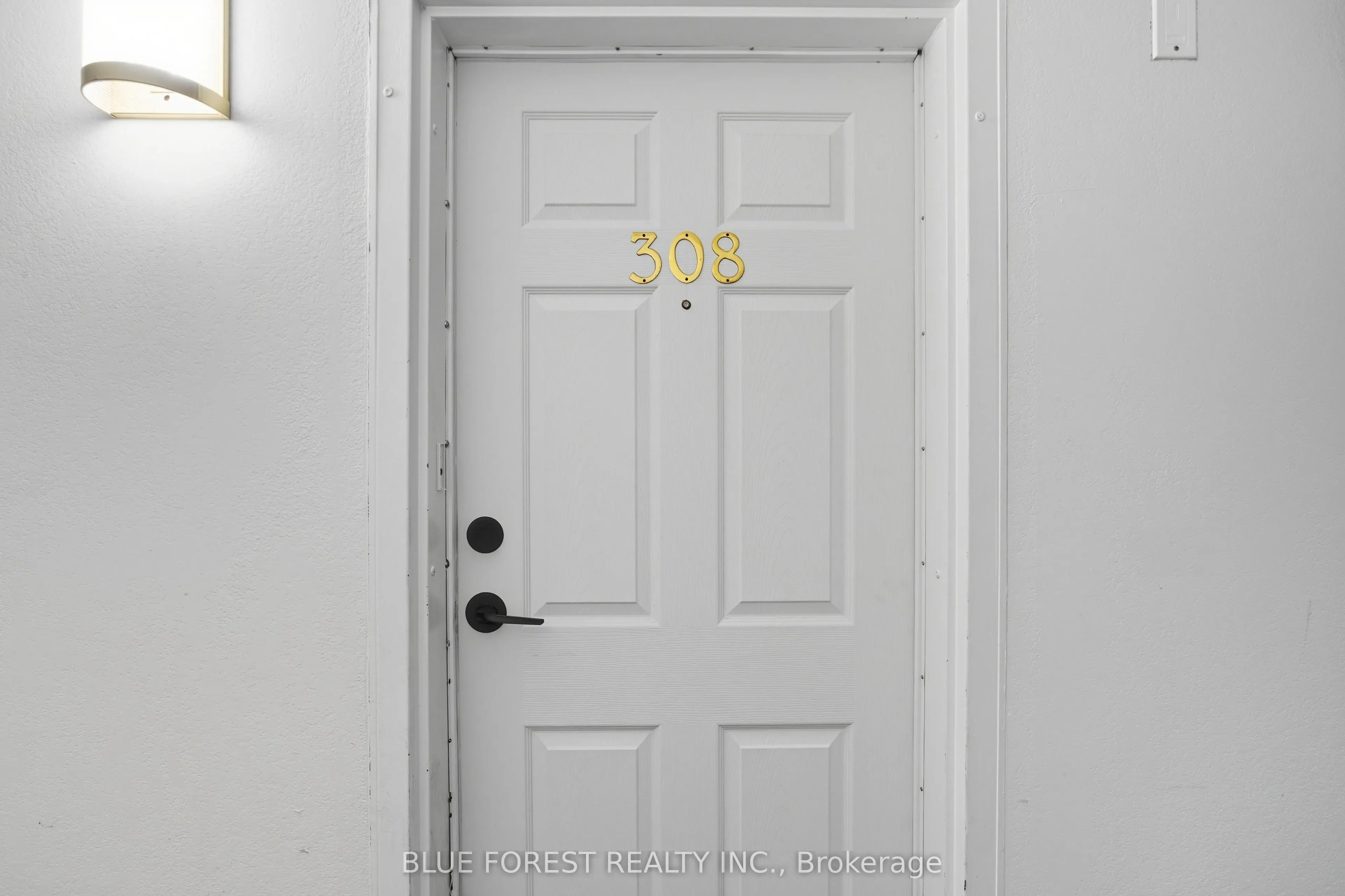 731 Deveron Crescent, #308