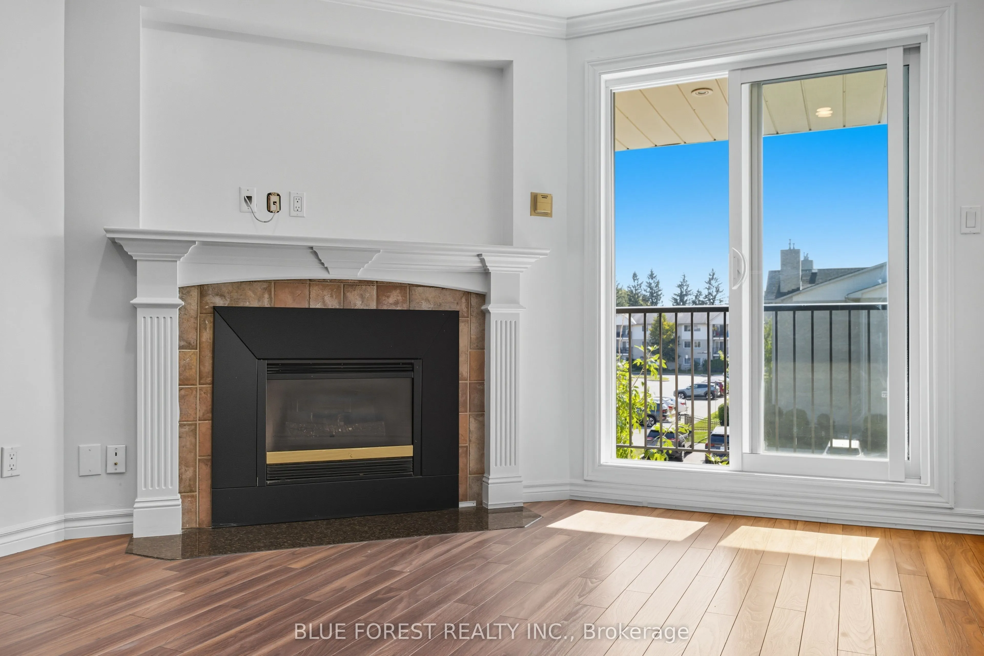 731 Deveron Crescent, #308