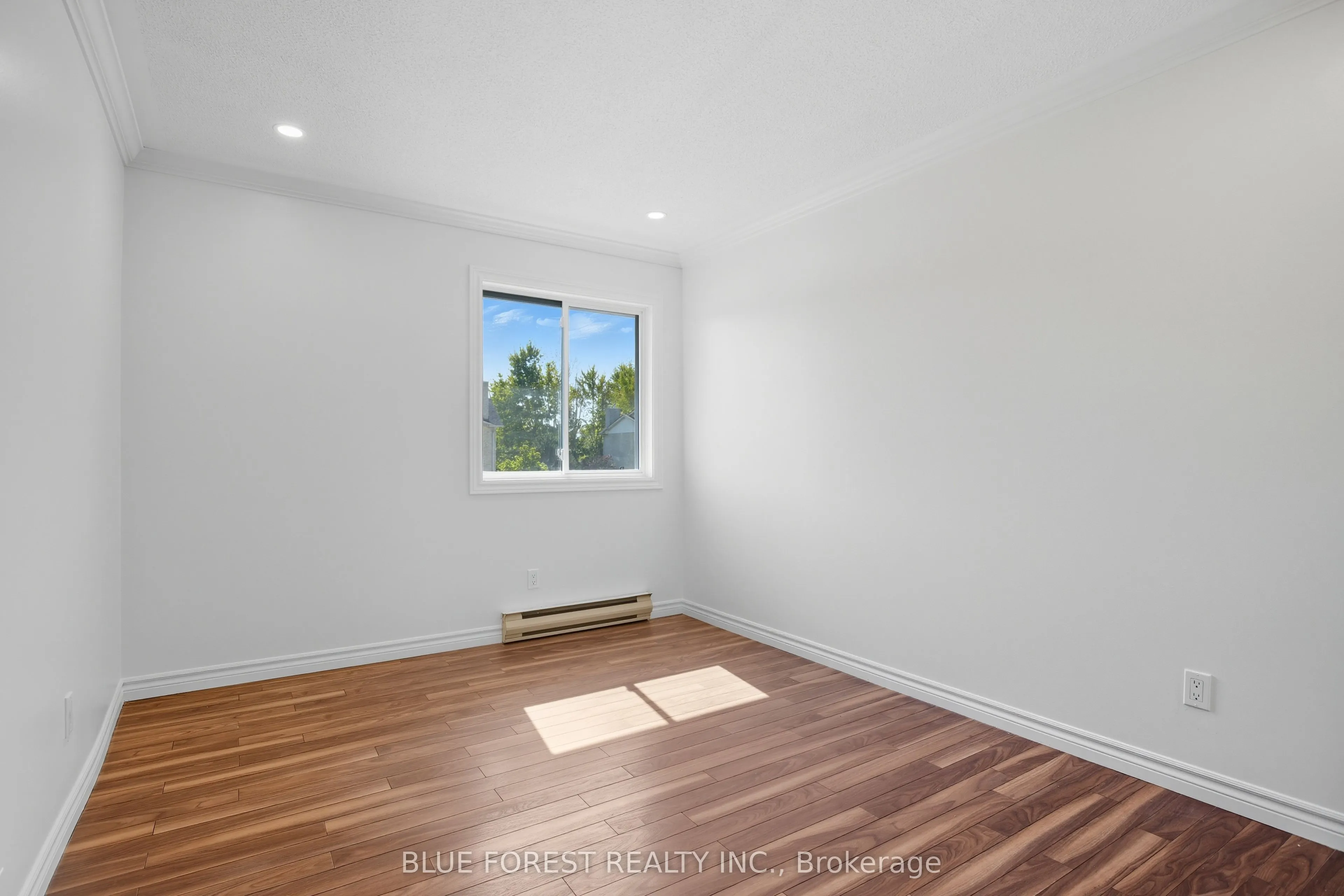 731 Deveron Crescent, #308