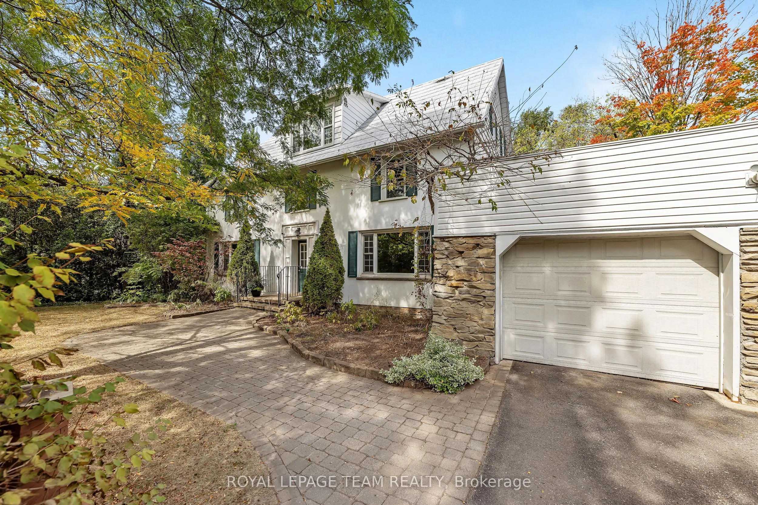 2307 Scrivens Drive