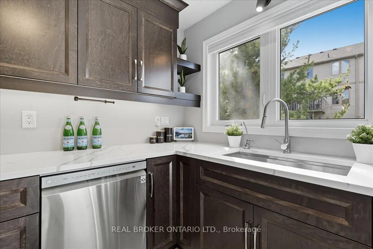 230 Blackhorne Drive, #9