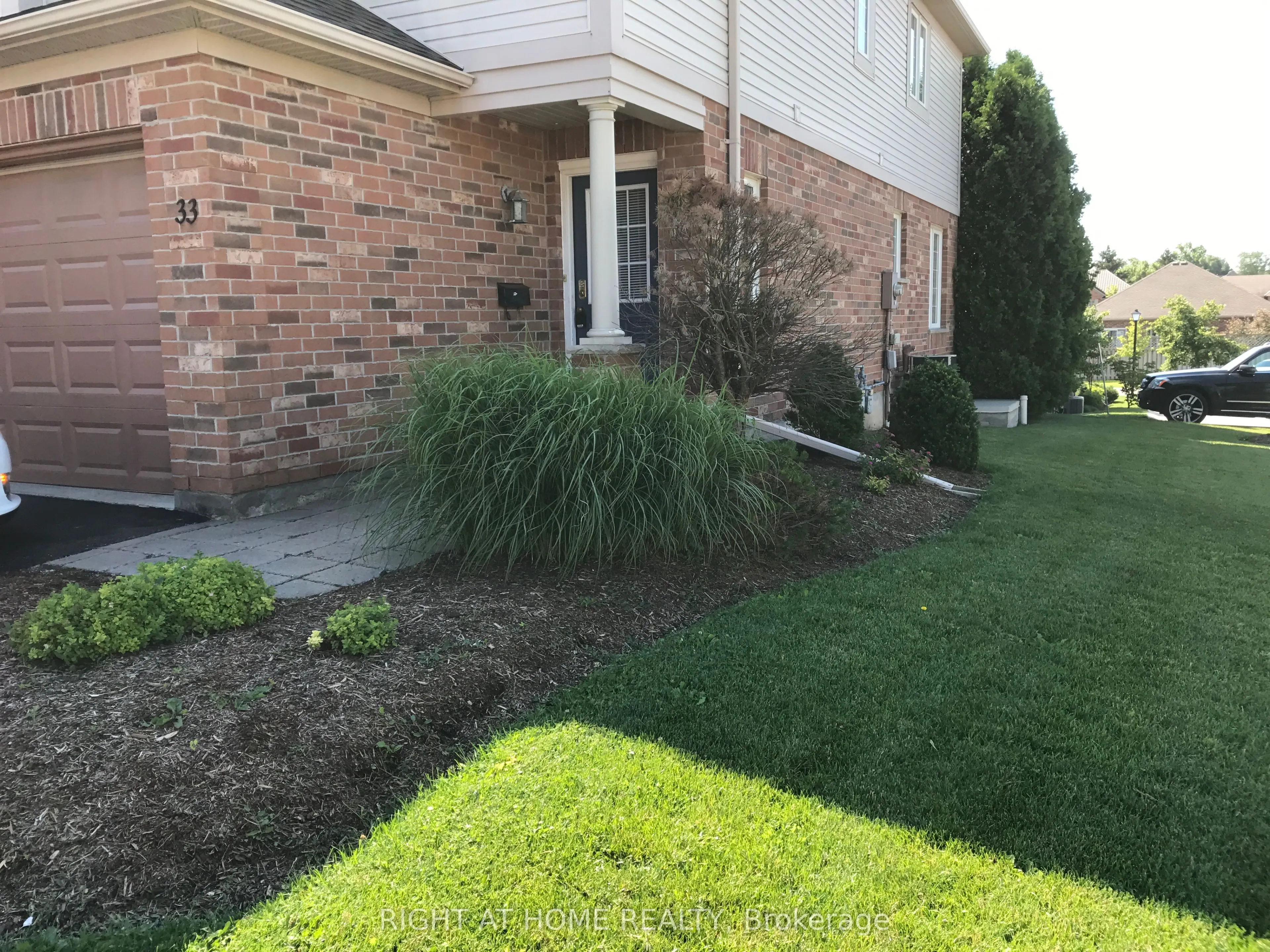 320 Ambleside Drive, #33