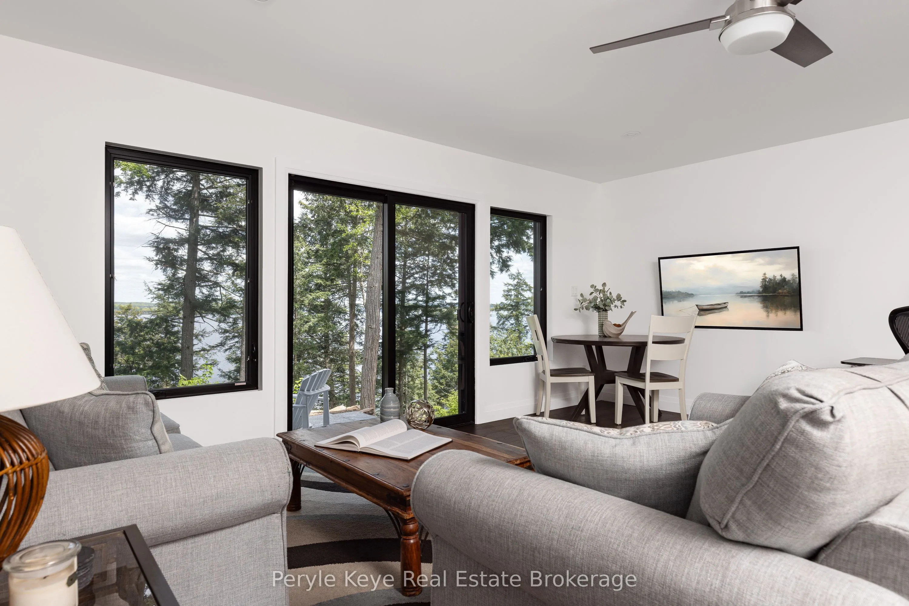 86 Claren Crescent