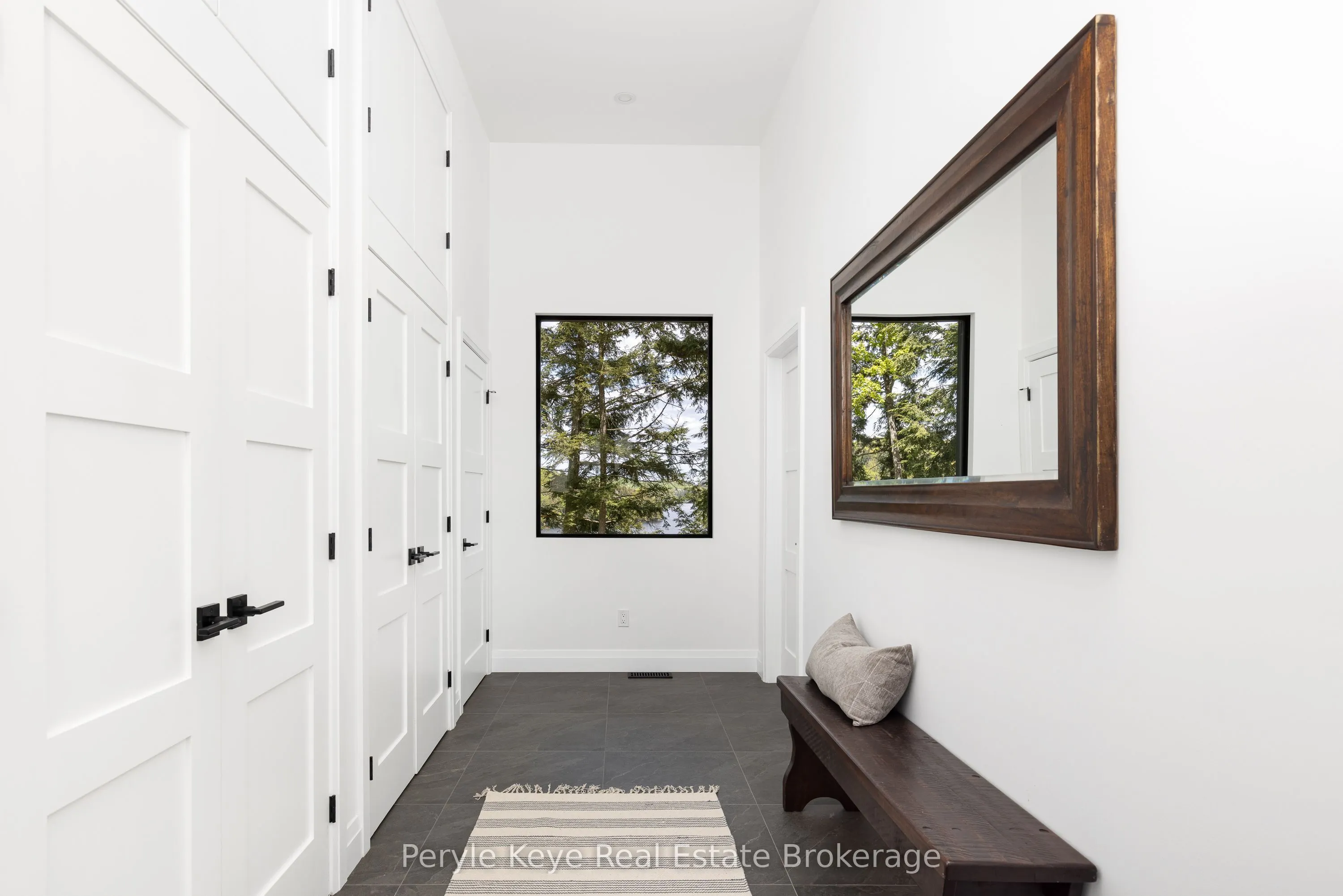 86 Claren Crescent