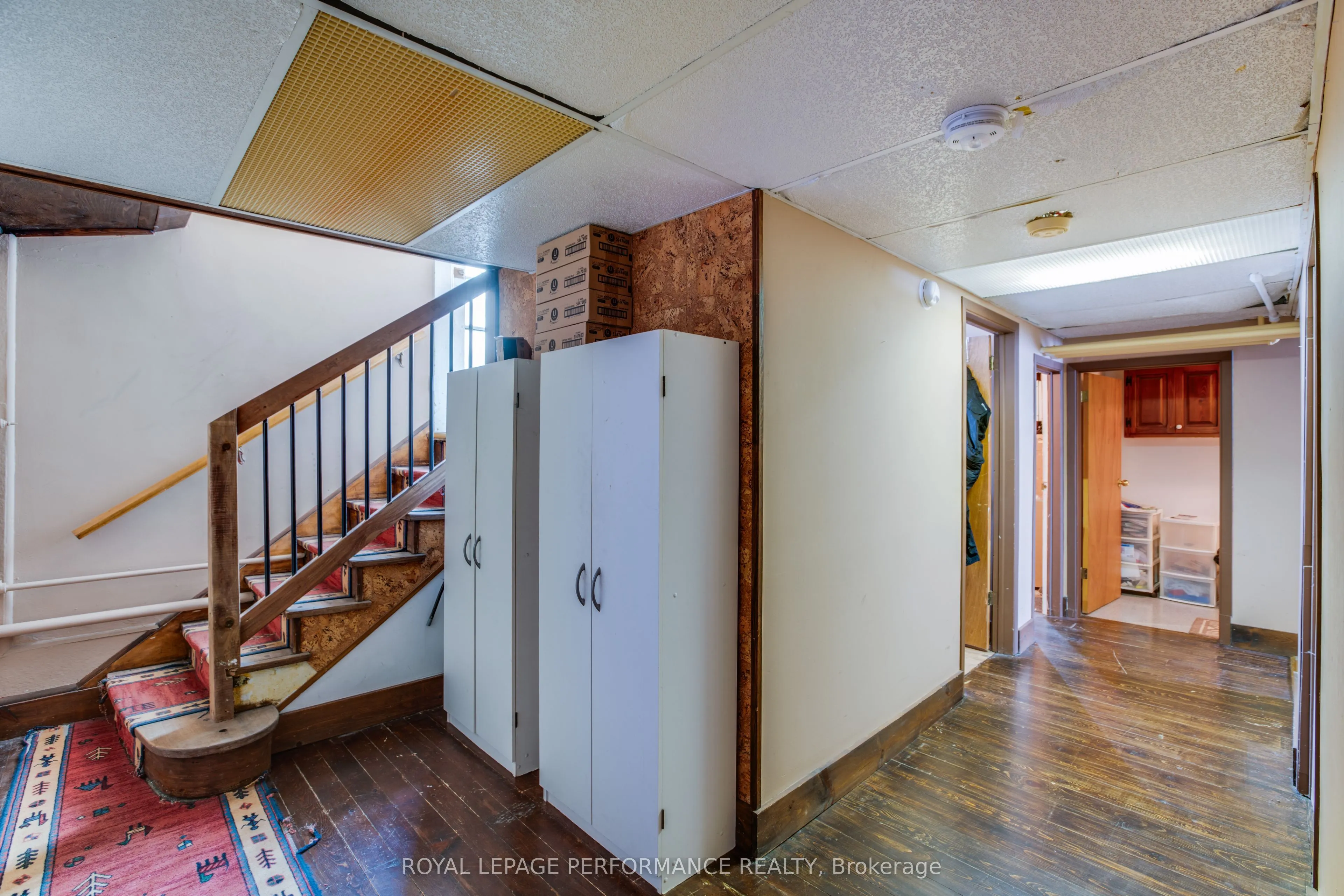 511 Main Street E