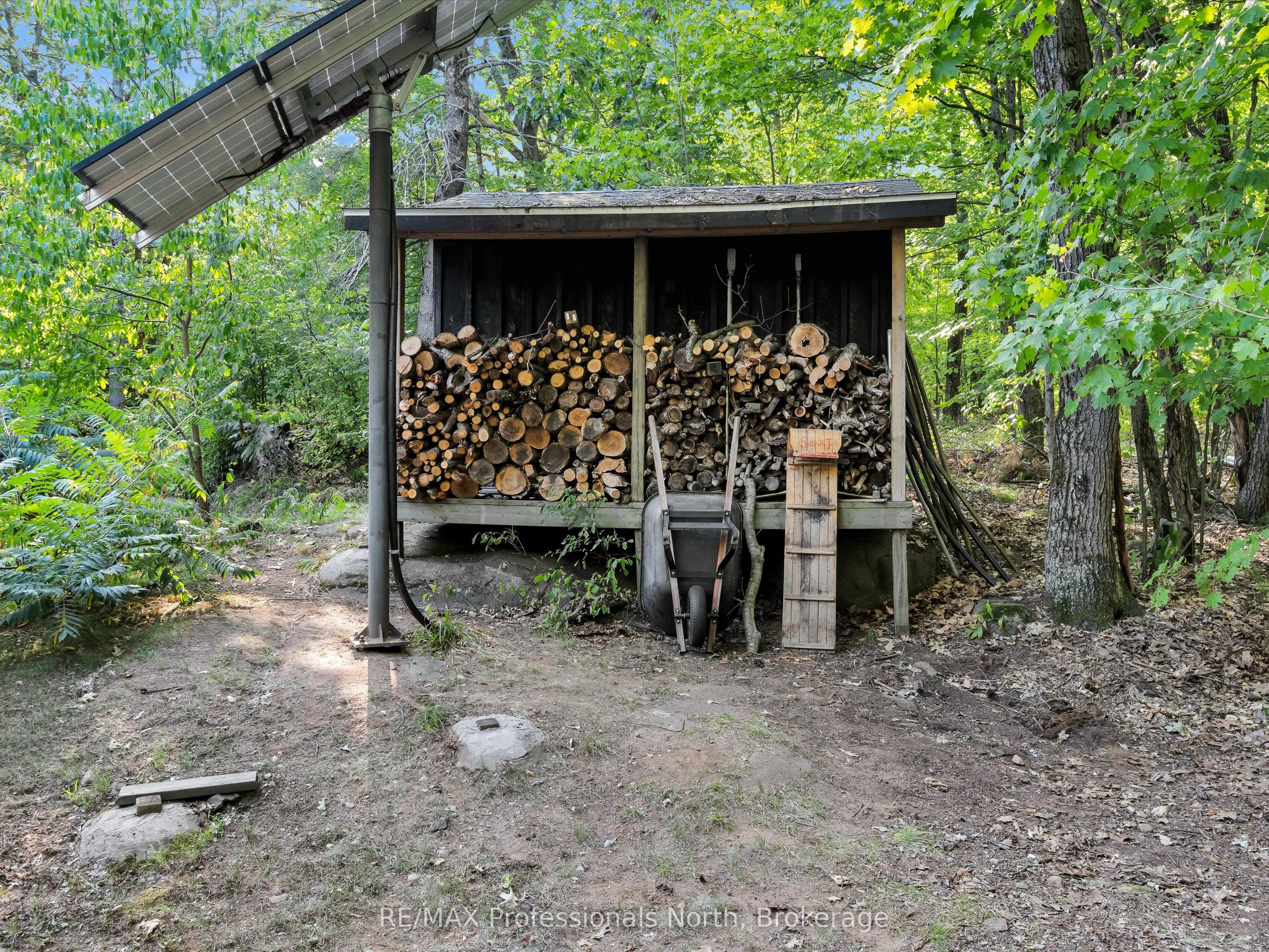 1401 Rocksborough Road Pvt 2