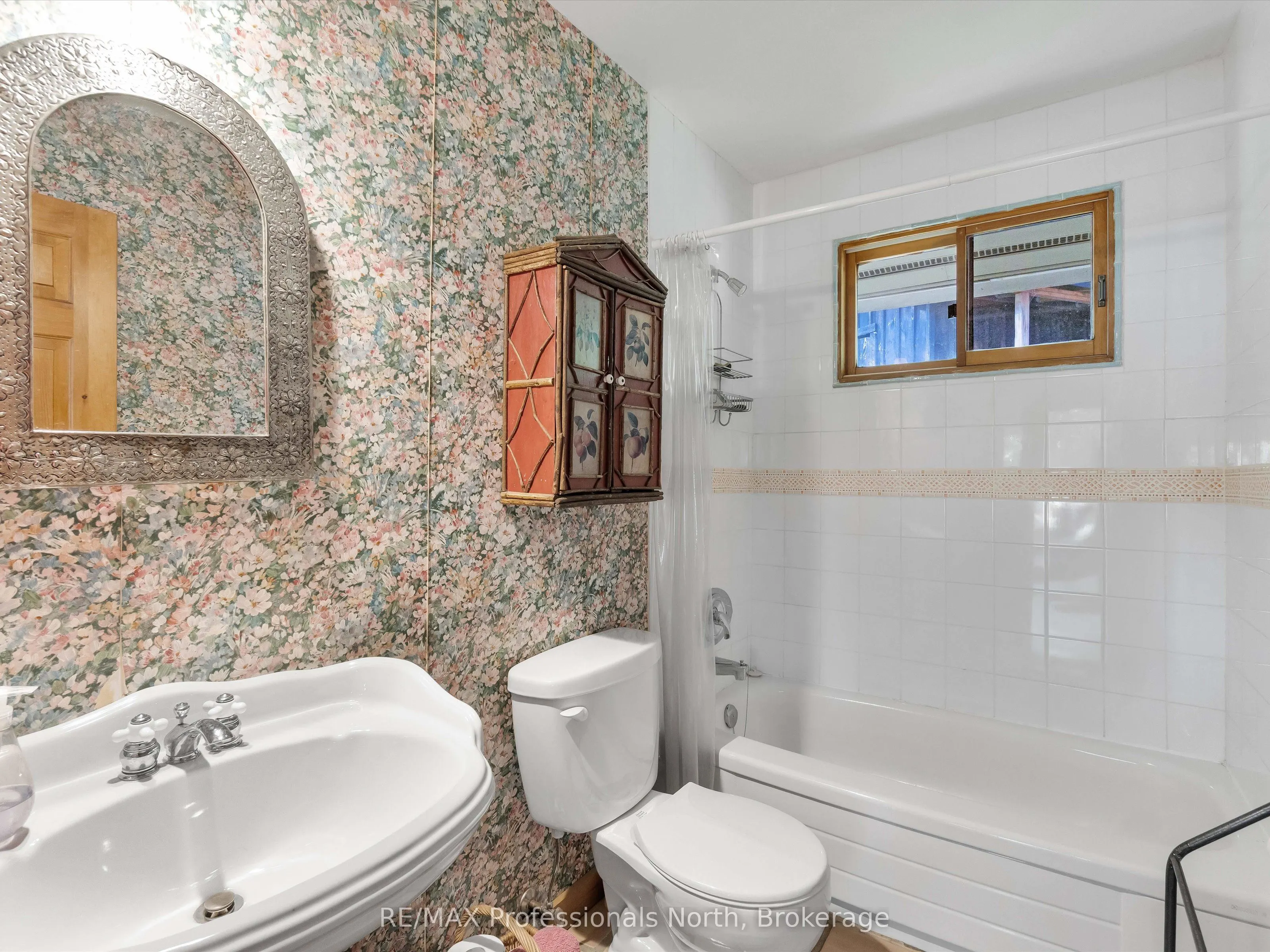 1401 Rocksborough Road Pvt 2