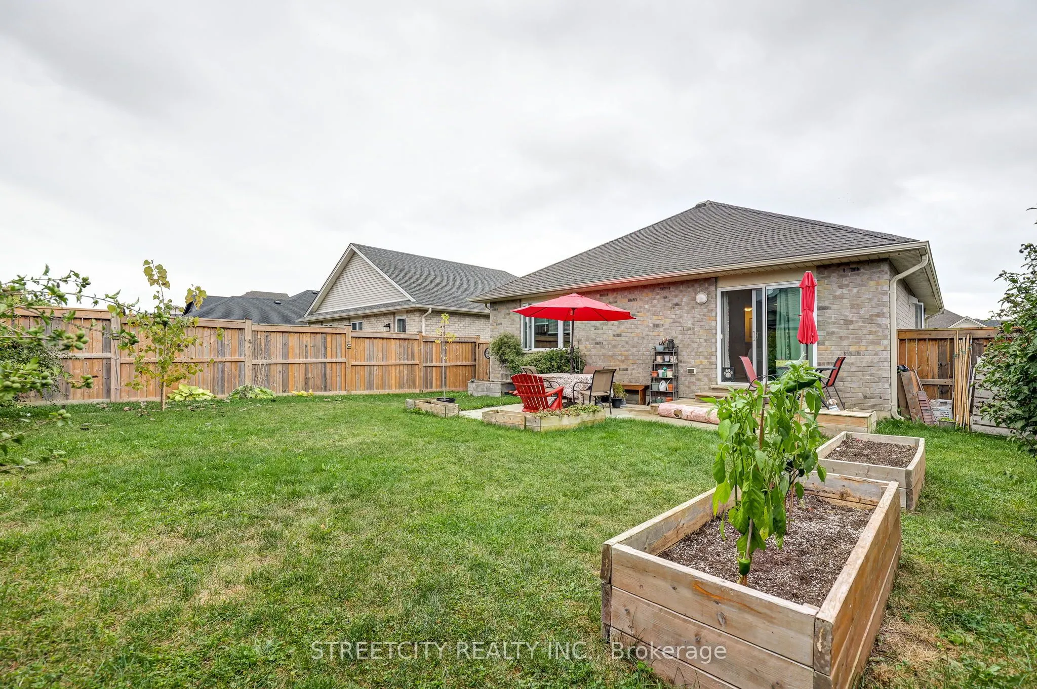 31 Acorn Trail