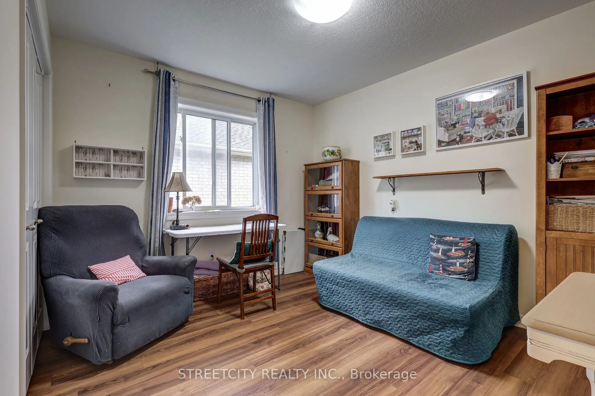31 Acorn Trail