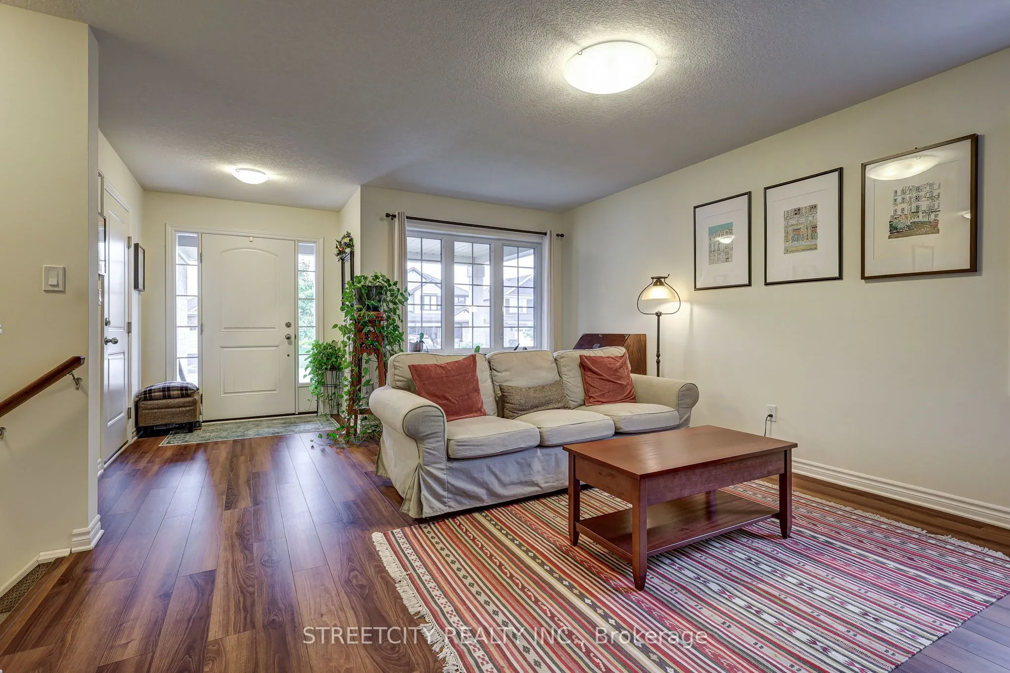 31 Acorn Trail
