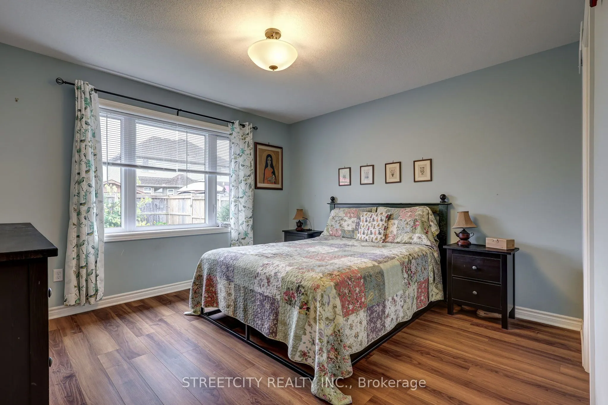 31 Acorn Trail