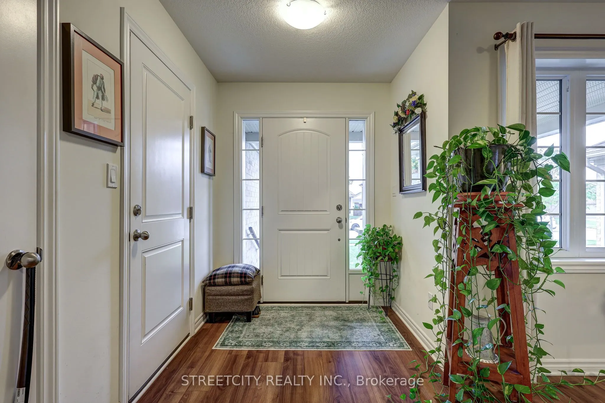 31 Acorn Trail