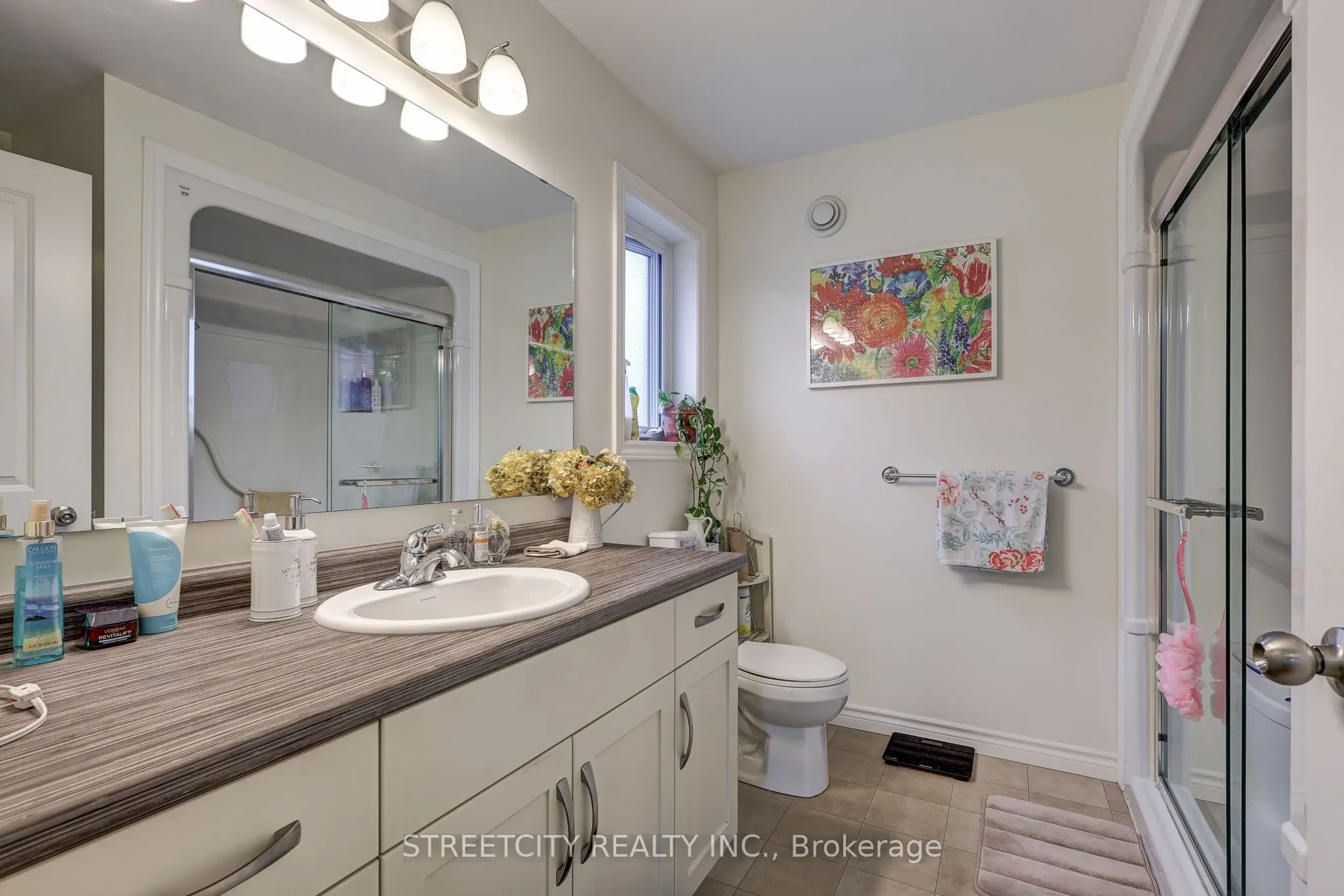 31 Acorn Trail