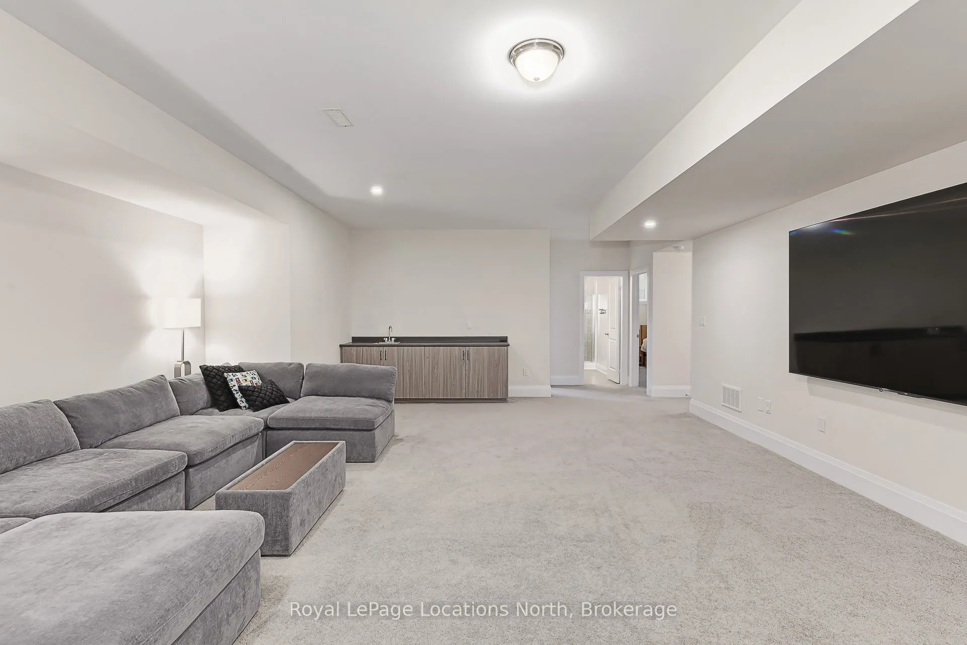 143 Springside Crescent